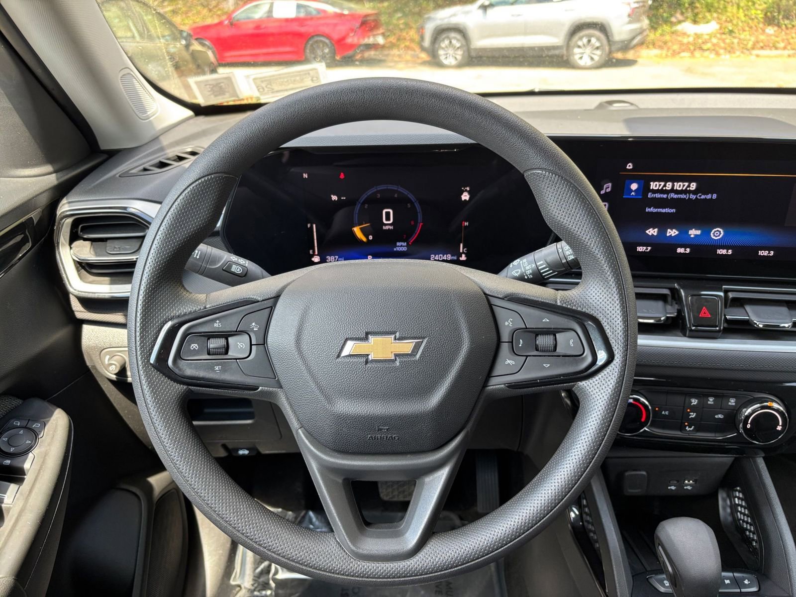 Thumbnail: 2025 Chevrolet TrailBlazer - 29