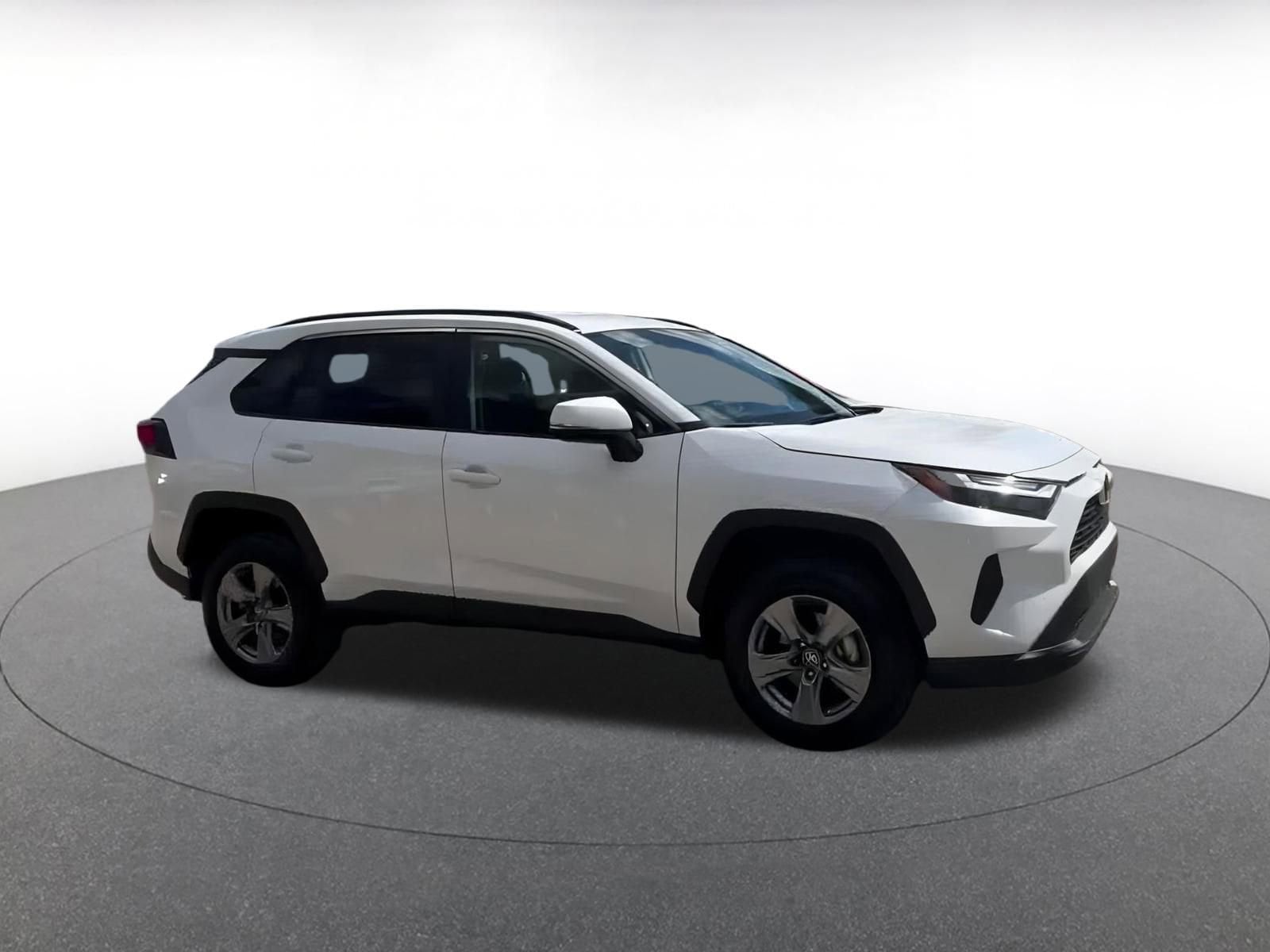 Thumbnail: 2025 Toyota RAV4 - 2