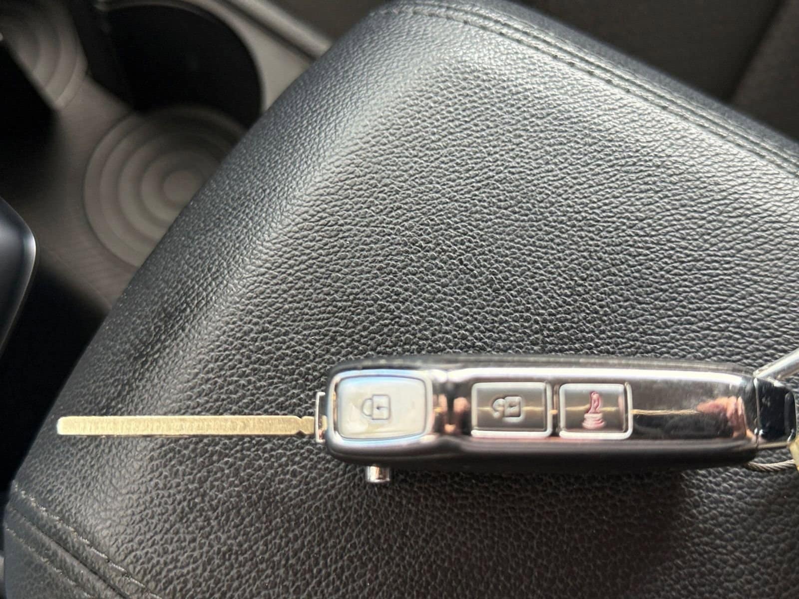 Thumbnail: 2025 Kia Sportage - 21