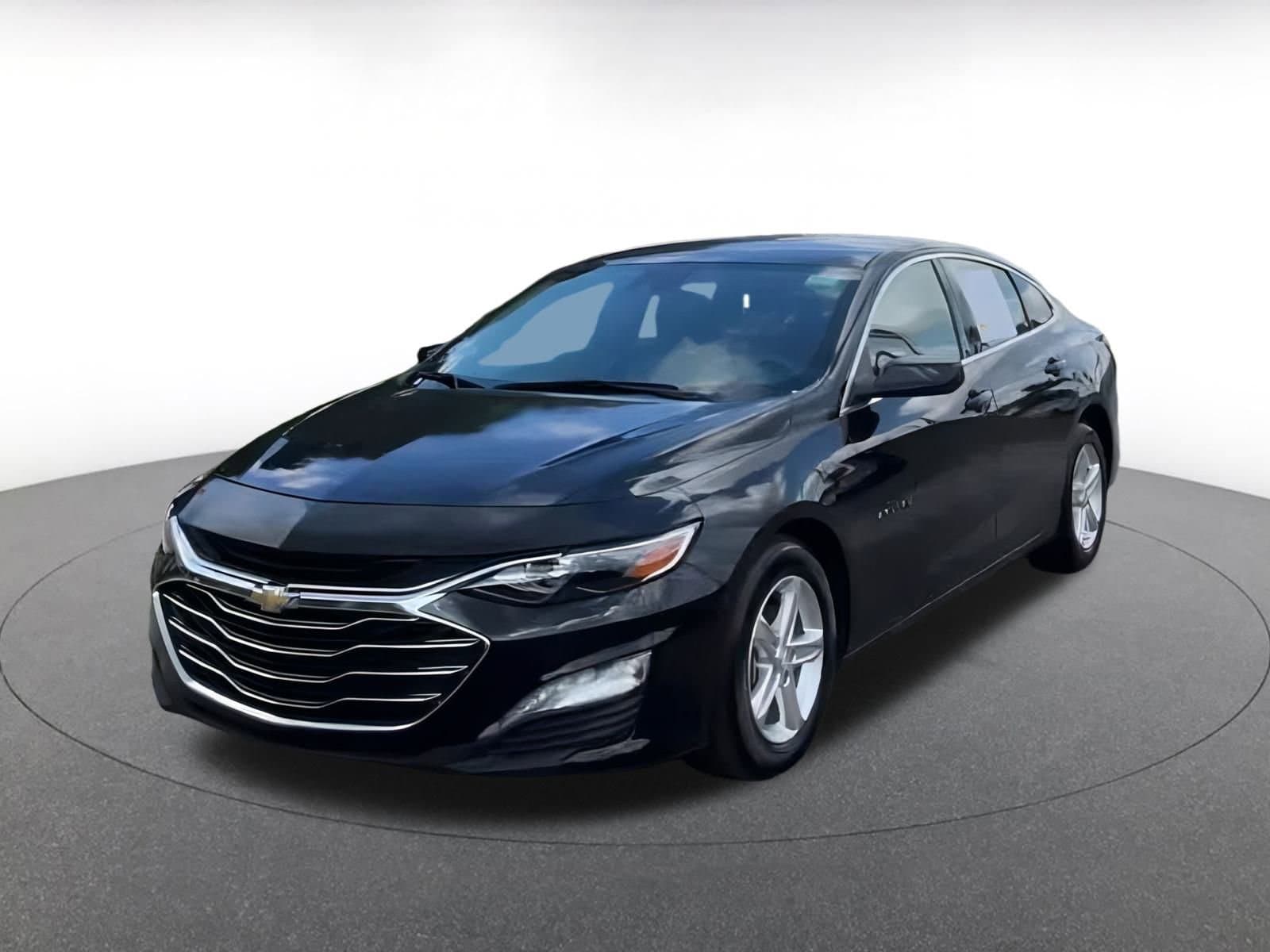 Thumbnail: 2023 Chevrolet Malibu - 6