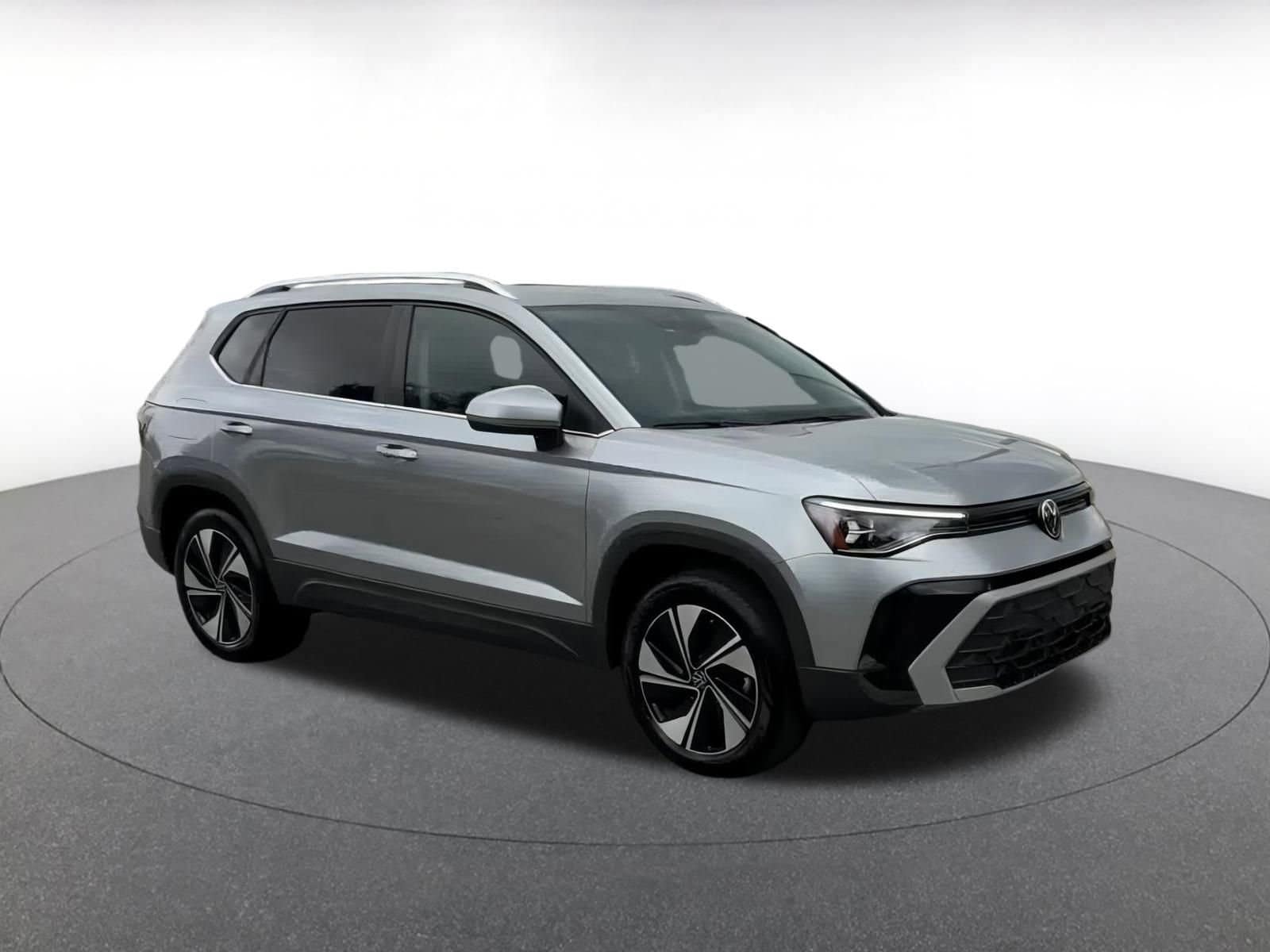 Thumbnail: 2025 Volkswagen Taos - 2