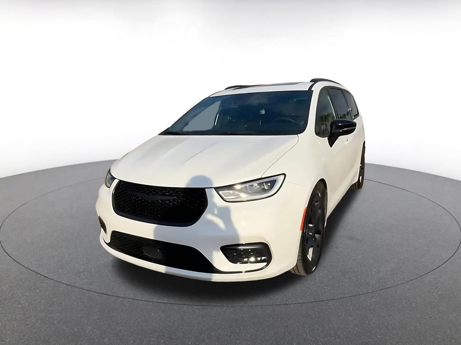 Thumbnail: 2025 Chrysler Pacifica - 7