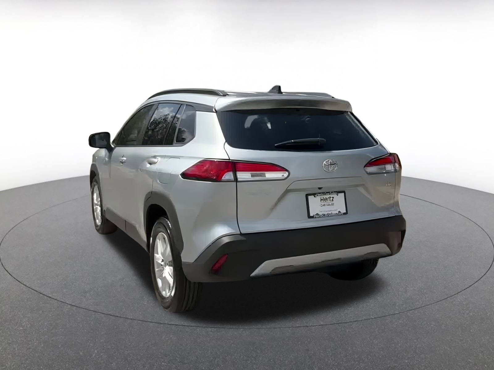 Thumbnail: 2025 Toyota Corolla Cross - 10