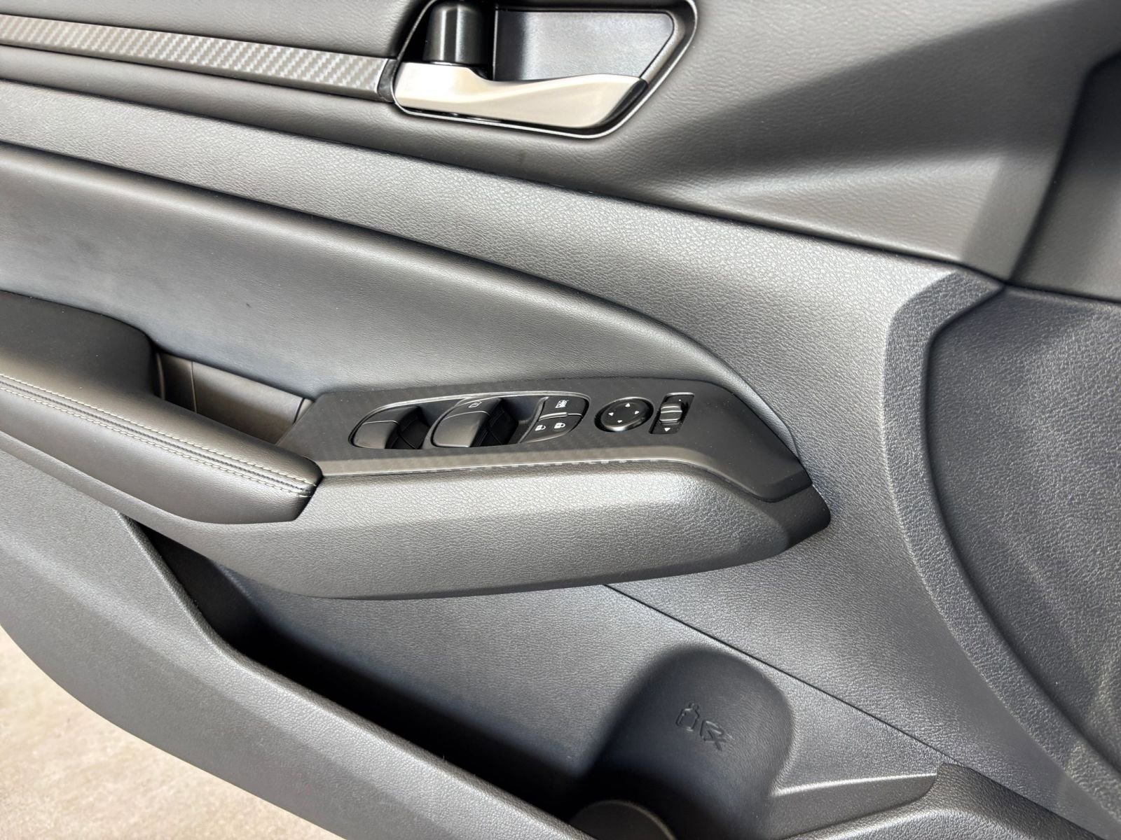 Thumbnail: 2025 Nissan Altima - 18