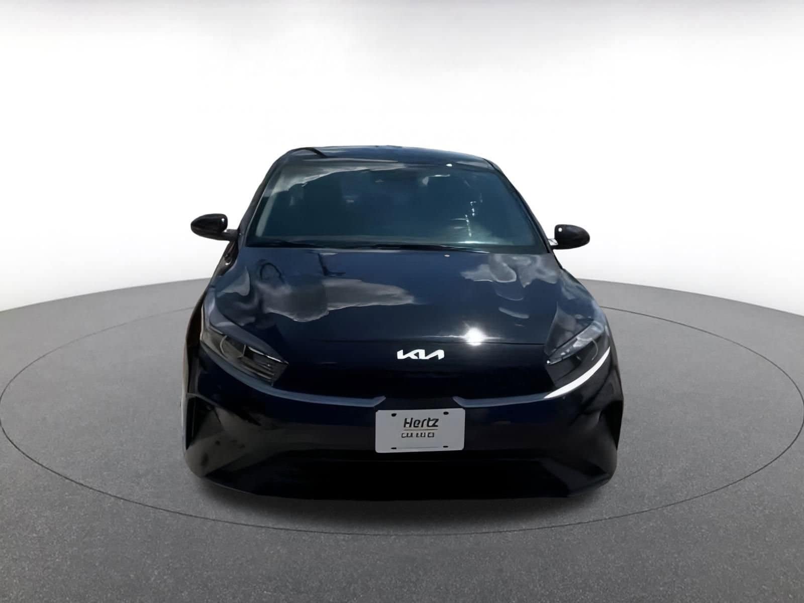 Thumbnail: 2024 Kia Forte - 16