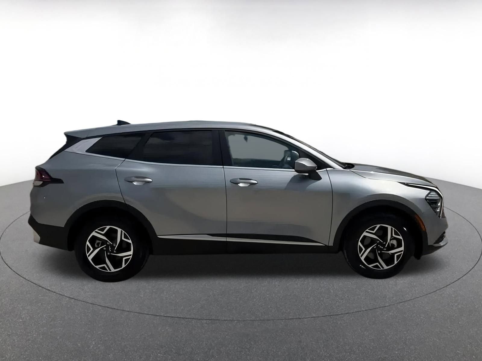 2024 Kia Sportage LX 16