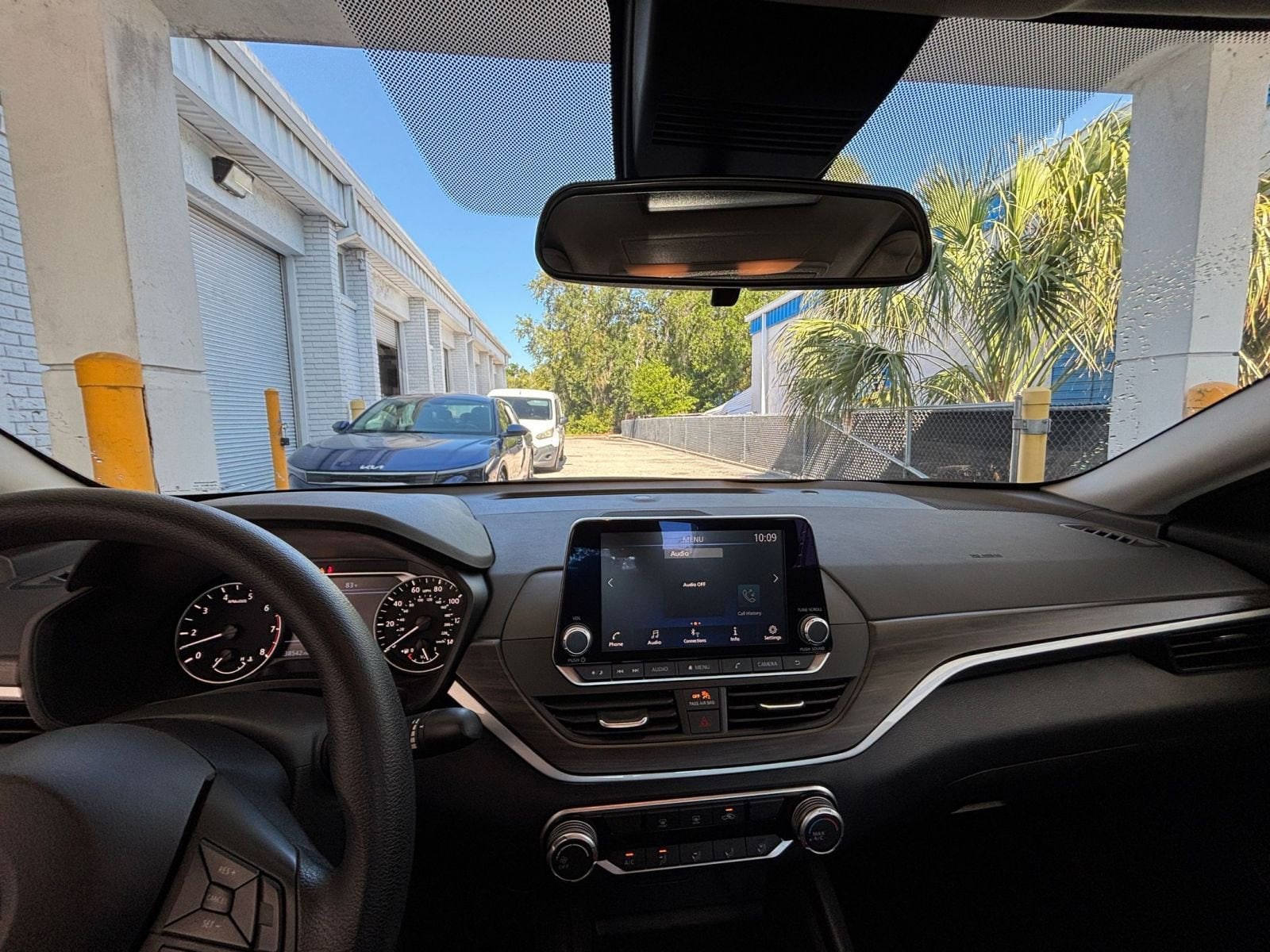Thumbnail: 2025 Nissan Altima - 33