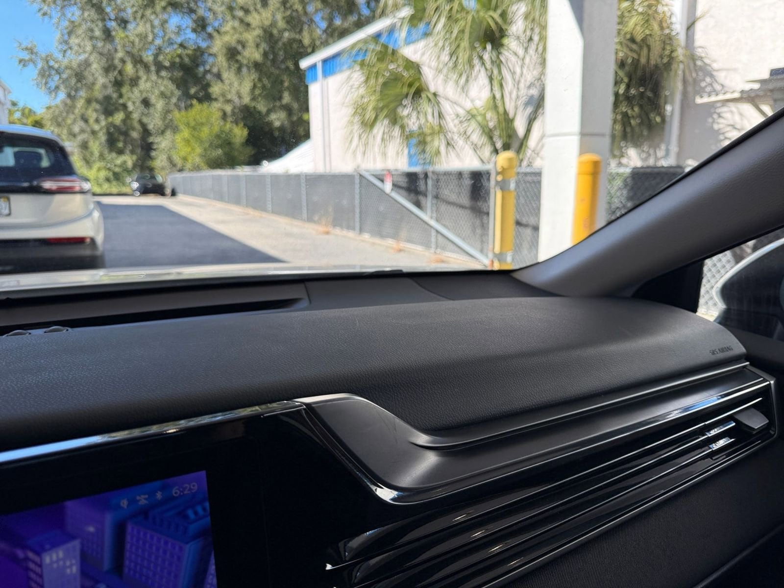 Thumbnail: 2025 Toyota Camry - 35