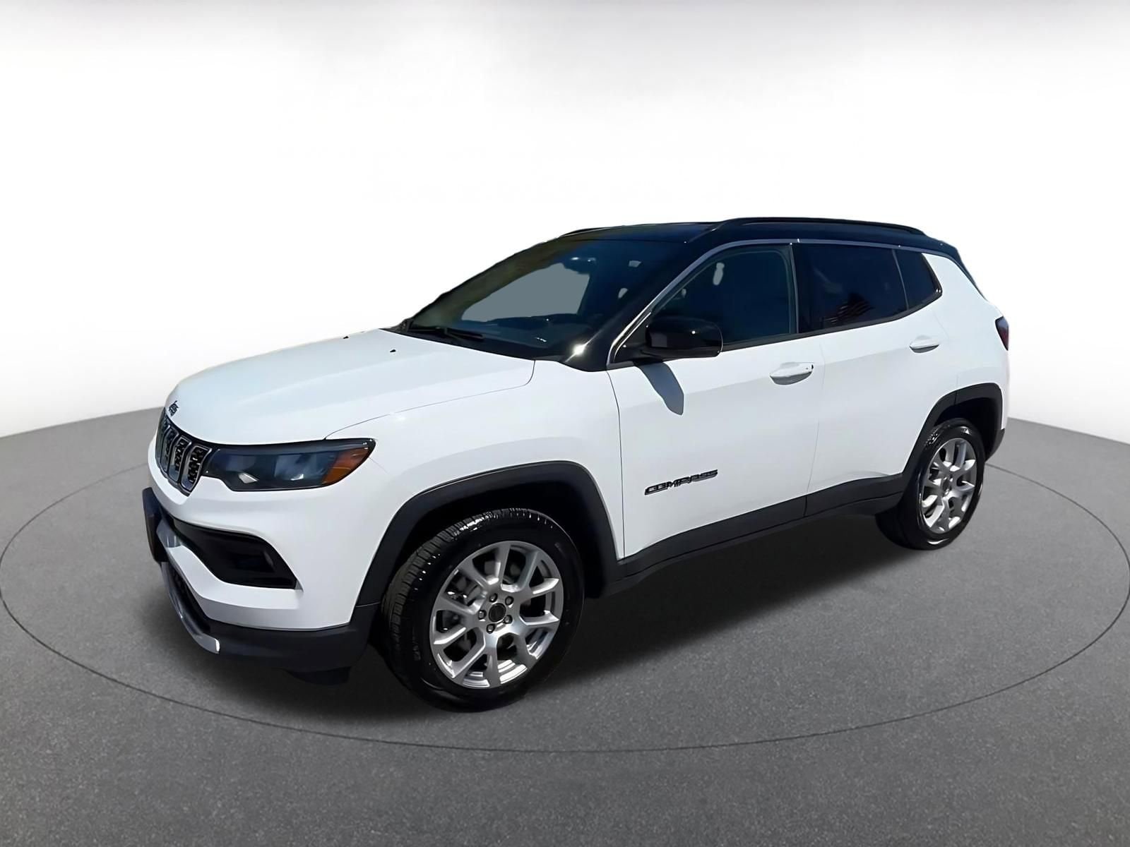 Thumbnail: 2025 Jeep Compass - 8