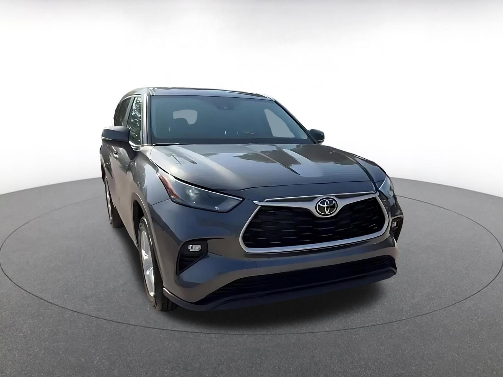 Thumbnail: 2025 Toyota Highlander - 3