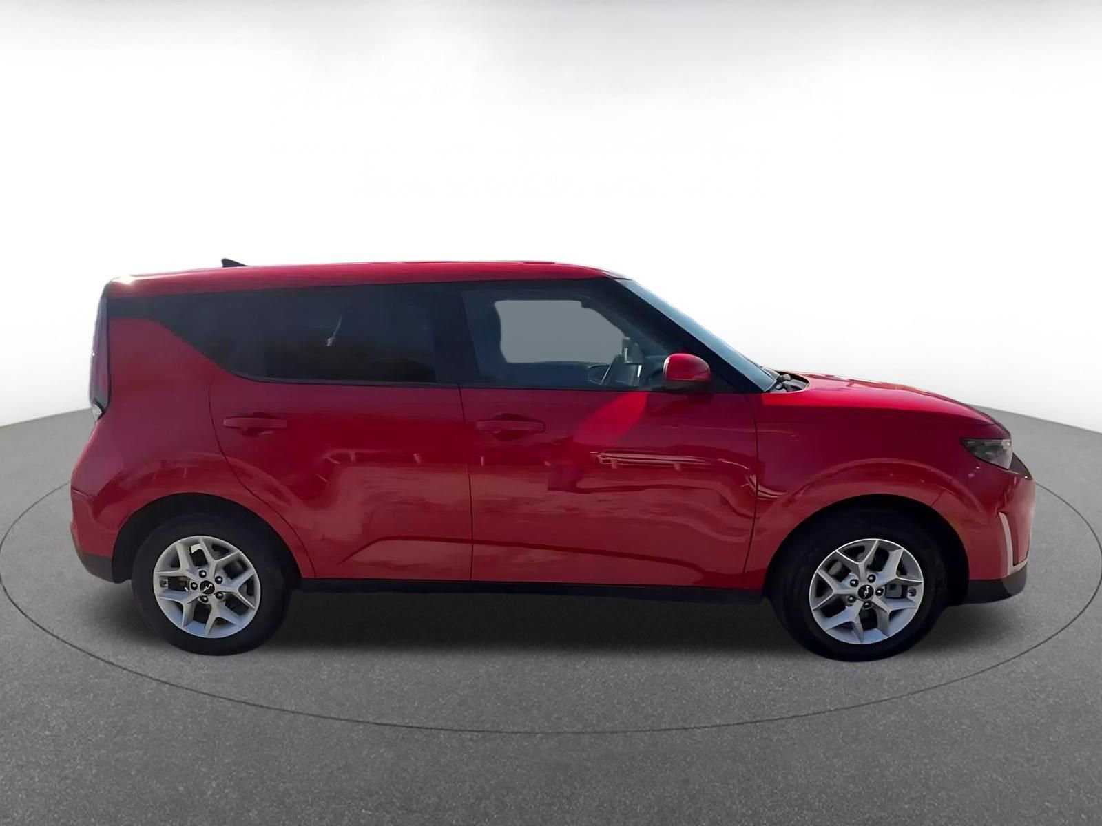 Thumbnail: 2025 Kia Soul - 16