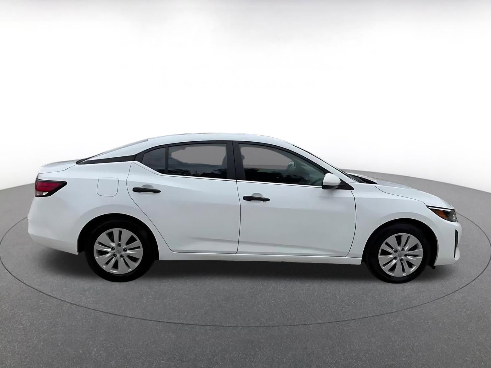 Thumbnail: 2025 Nissan Sentra - 16