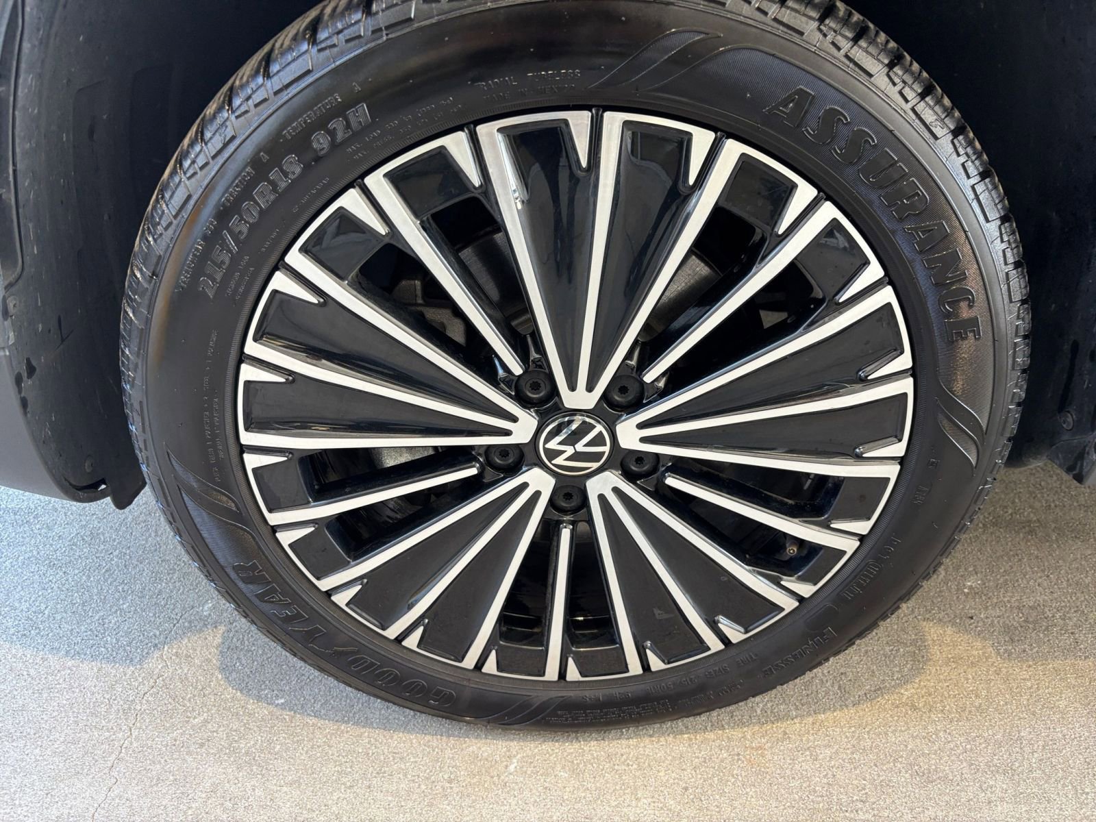 Thumbnail: 2025 Volkswagen Taos - 30