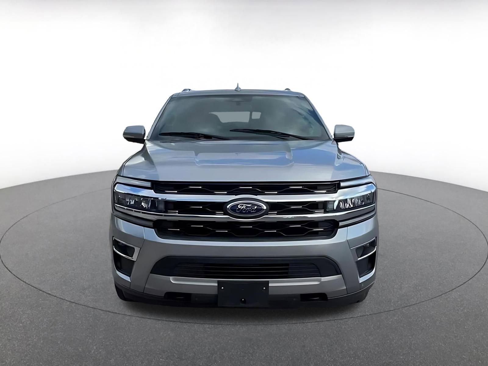 Thumbnail: 2023 Ford Expedition MAX - 4