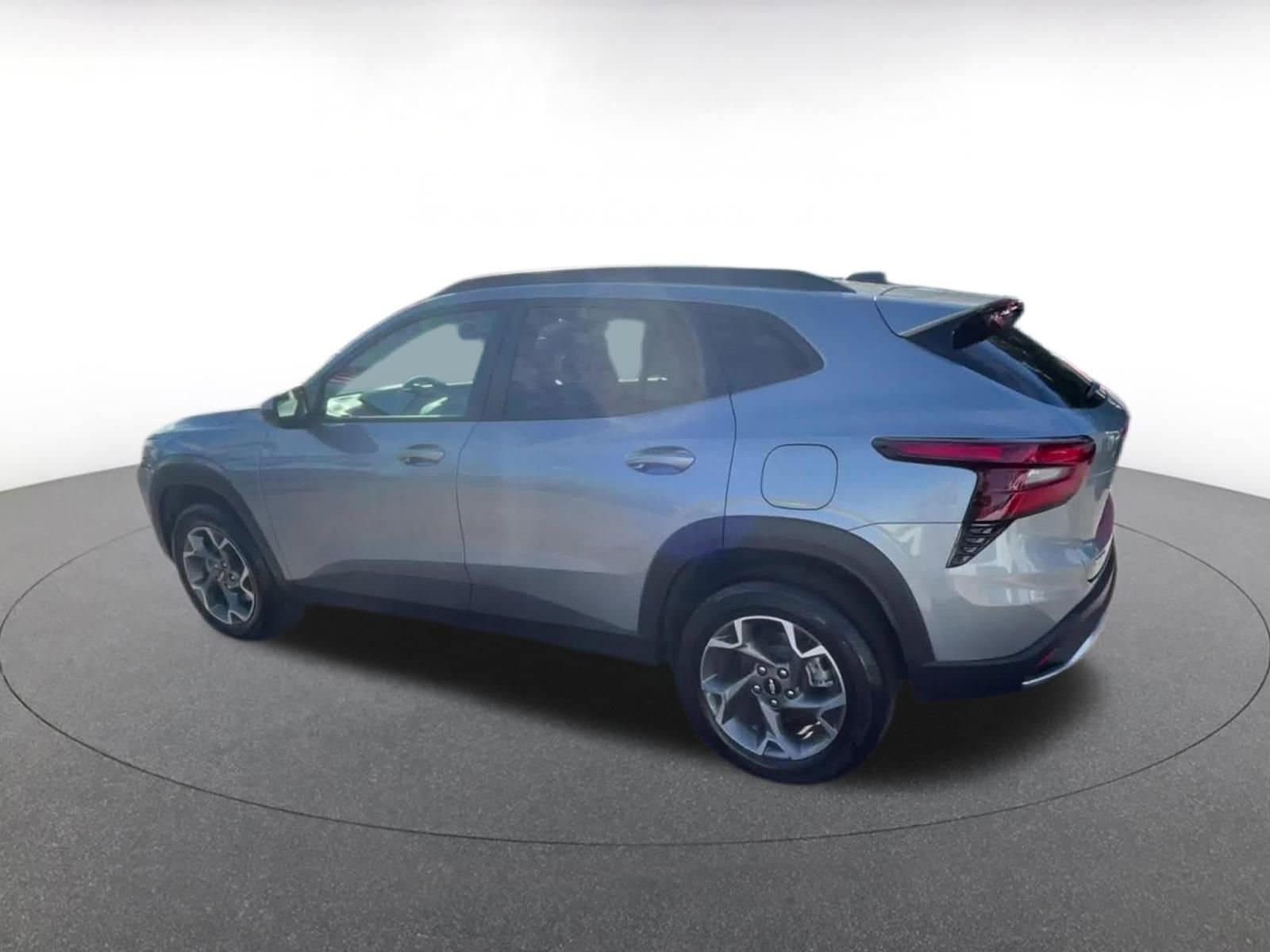 Thumbnail: 2025 Chevrolet Trax - 10