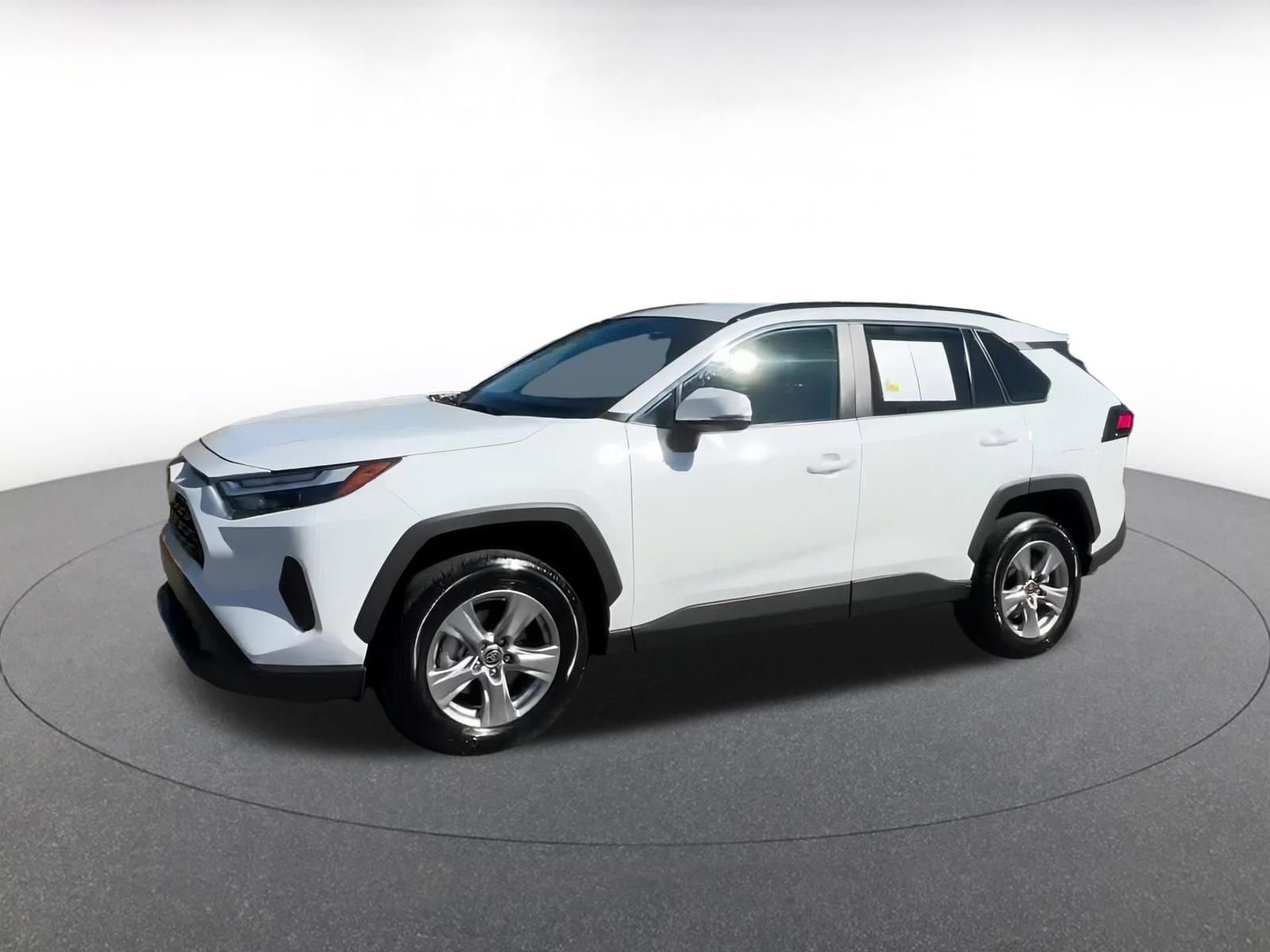 Thumbnail: 2025 Toyota RAV4 - 8