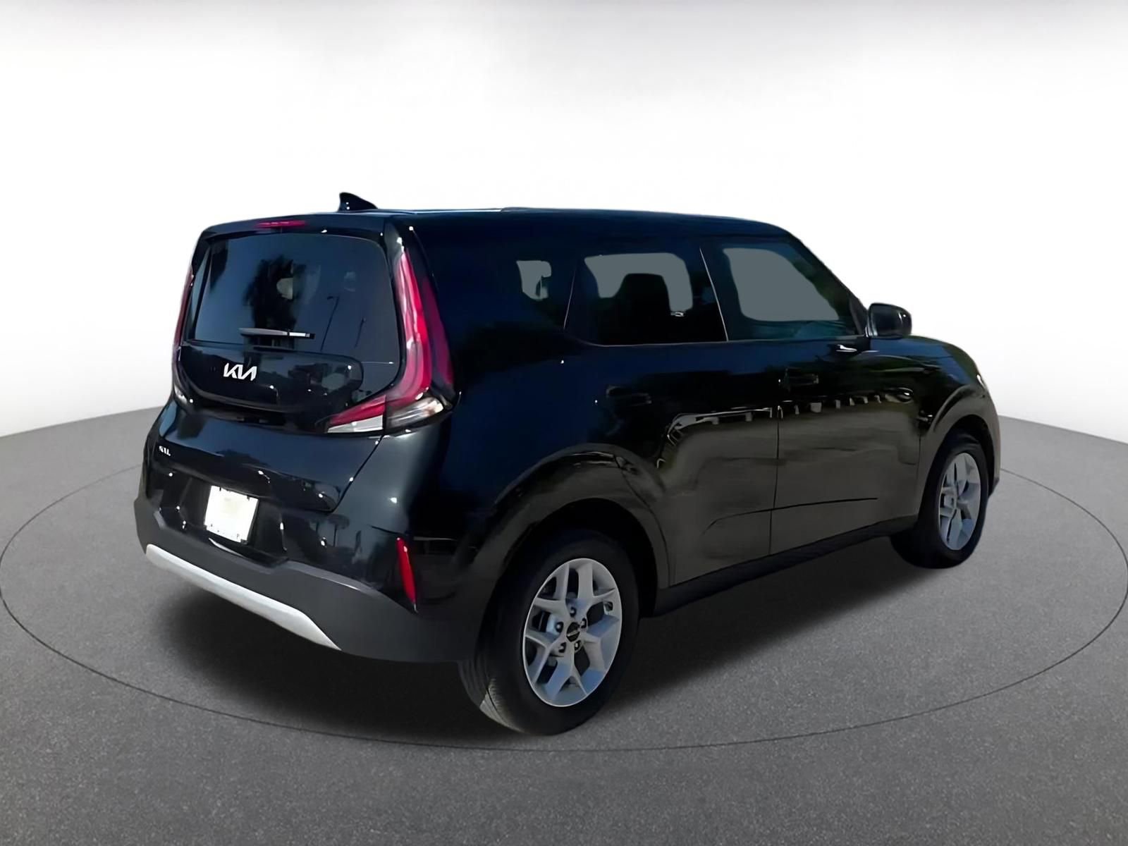 Thumbnail: 2025 Kia Soul - 15