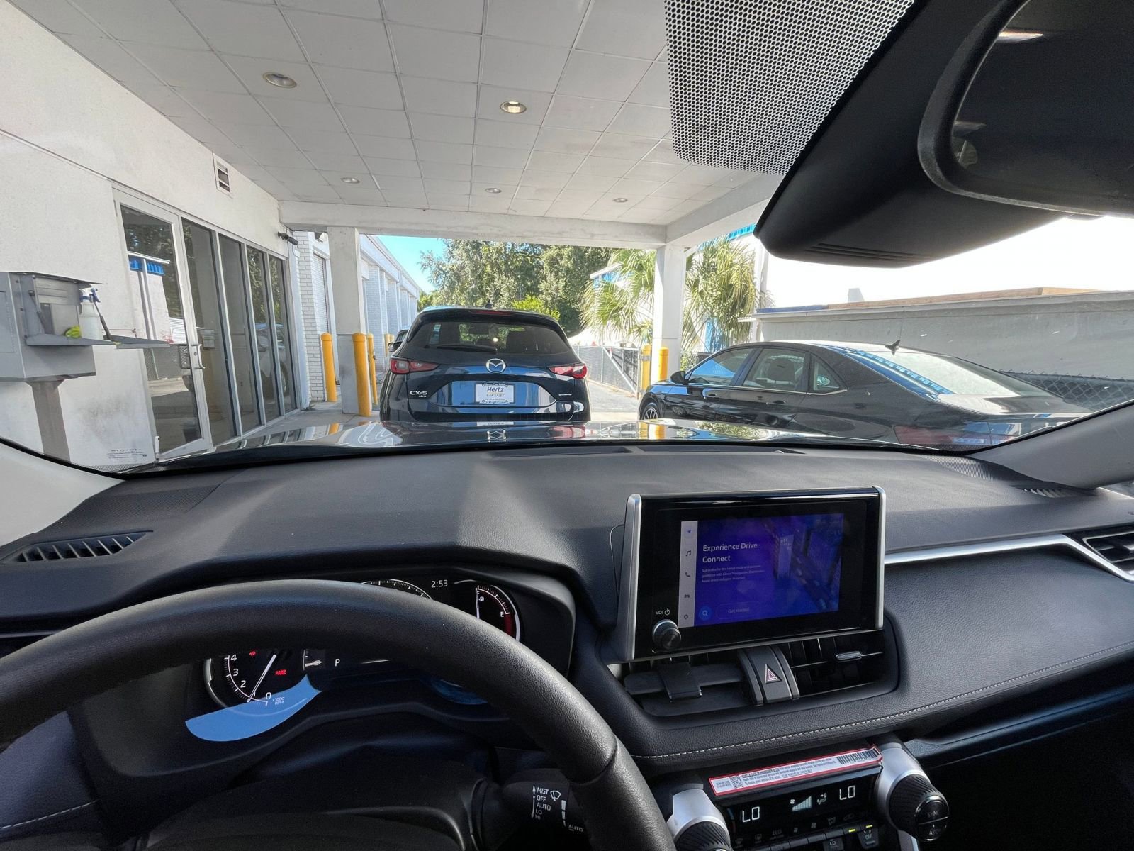 Thumbnail: 2025 Toyota RAV4 - 33