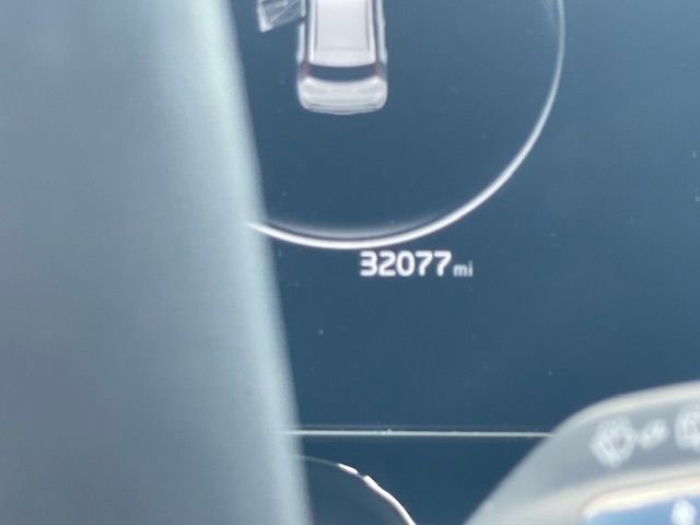 Thumbnail: 2023 Kia Niro - 10