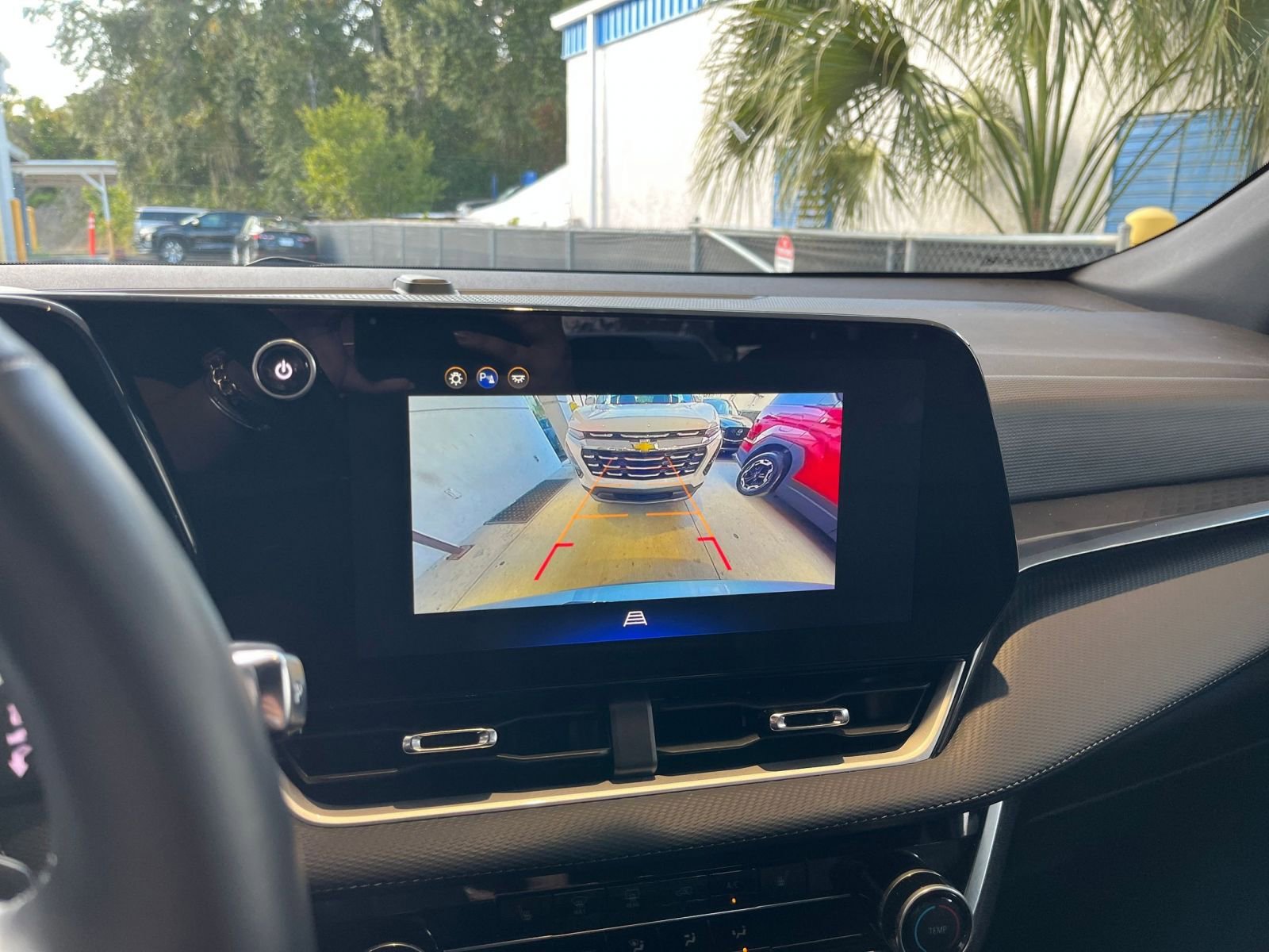 Thumbnail: 2025 Chevrolet Equinox - 17