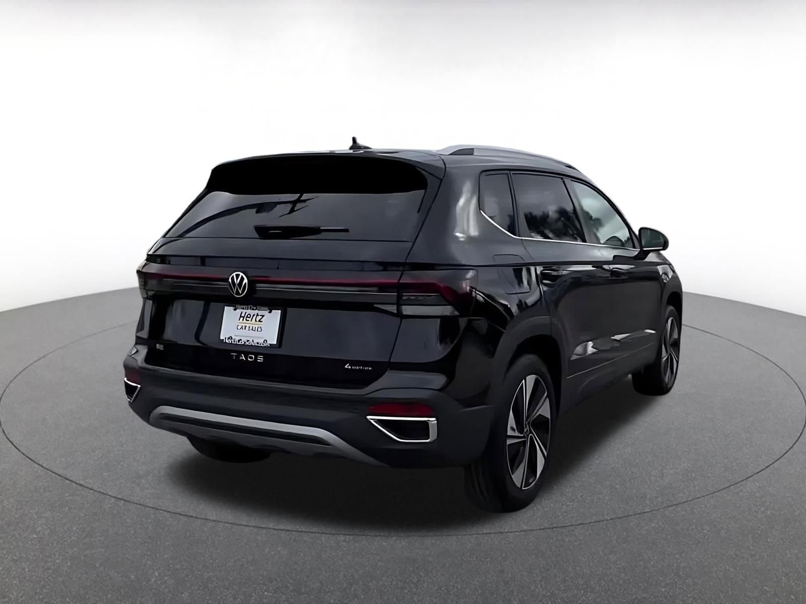 Thumbnail: 2025 Volkswagen Taos - 15