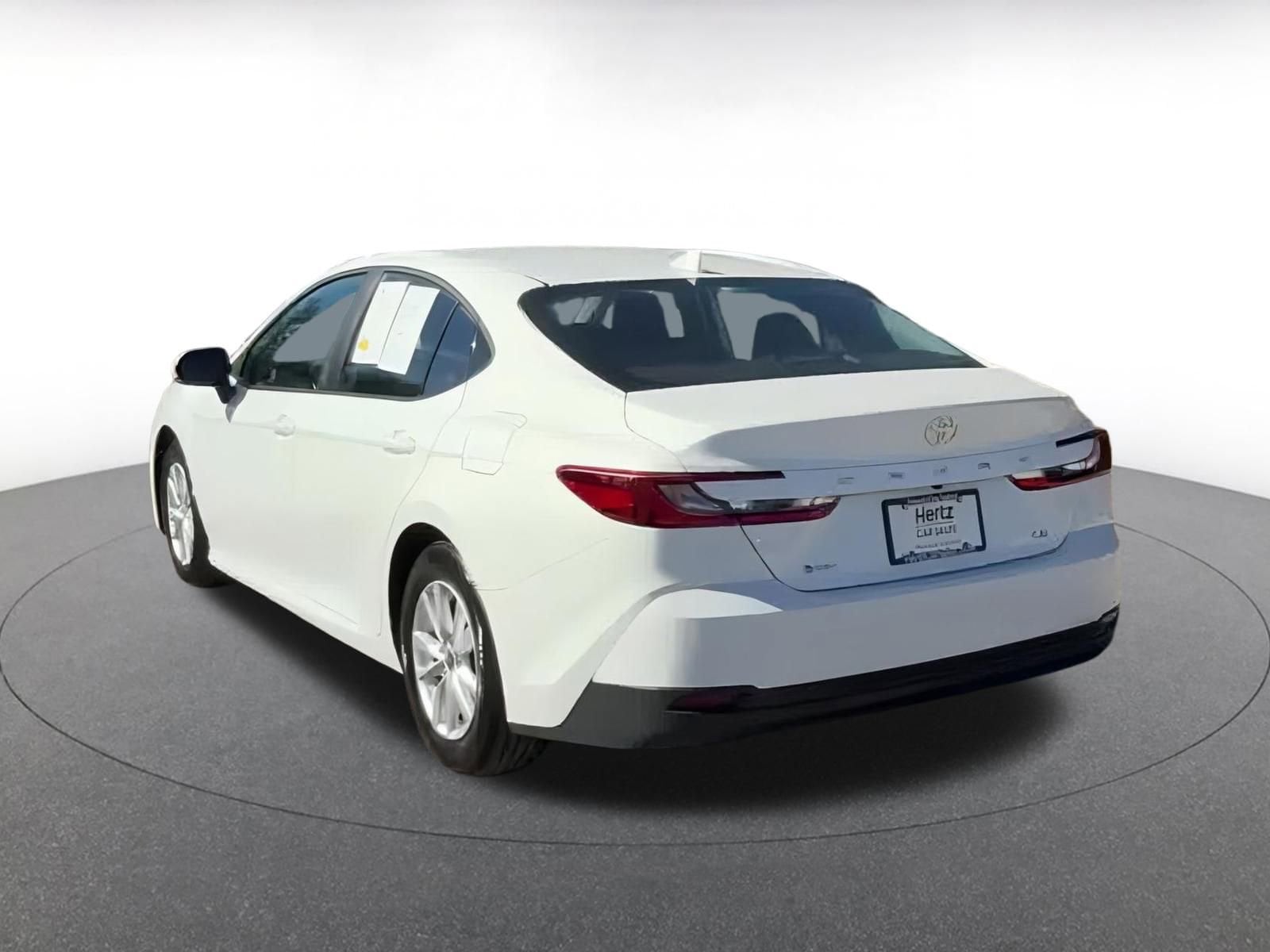 Thumbnail: 2025 Toyota Camry - 10