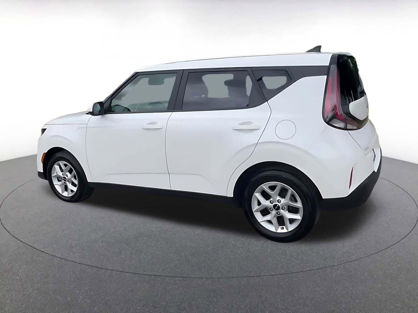 Thumbnail: 2025 Kia Soul - 10