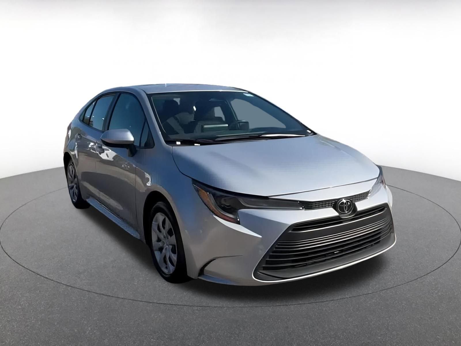 Thumbnail: 2025 Toyota Corolla - 3