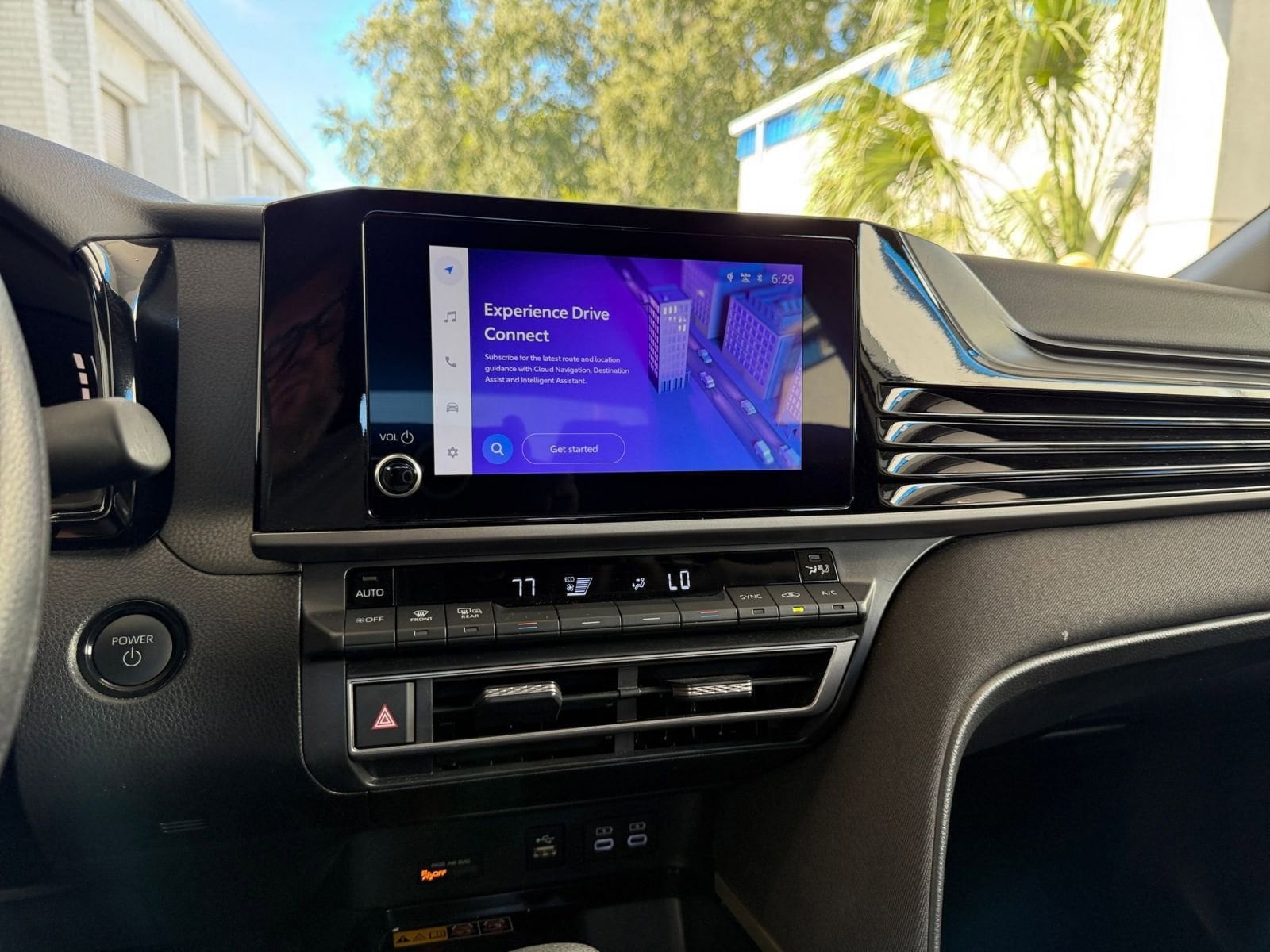 Thumbnail: 2025 Toyota Camry - 18