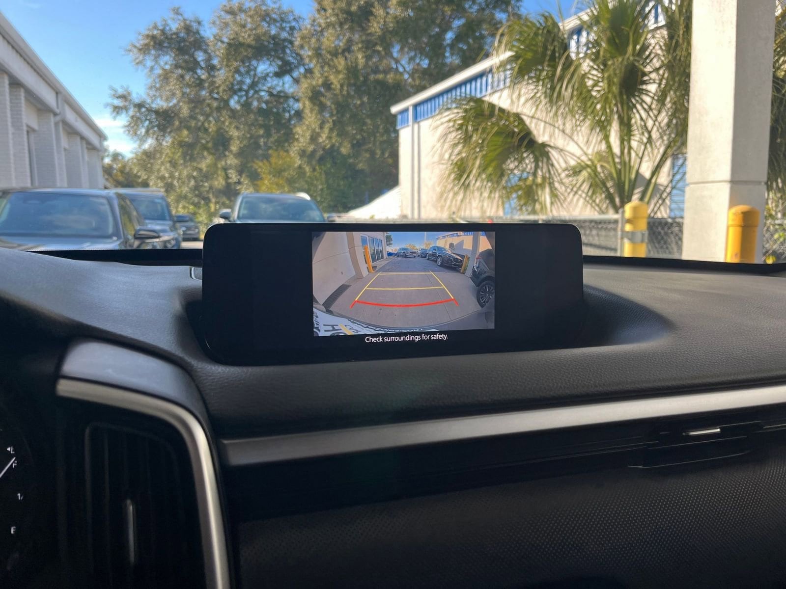 Thumbnail: 2025 Mazda CX-50 - 24