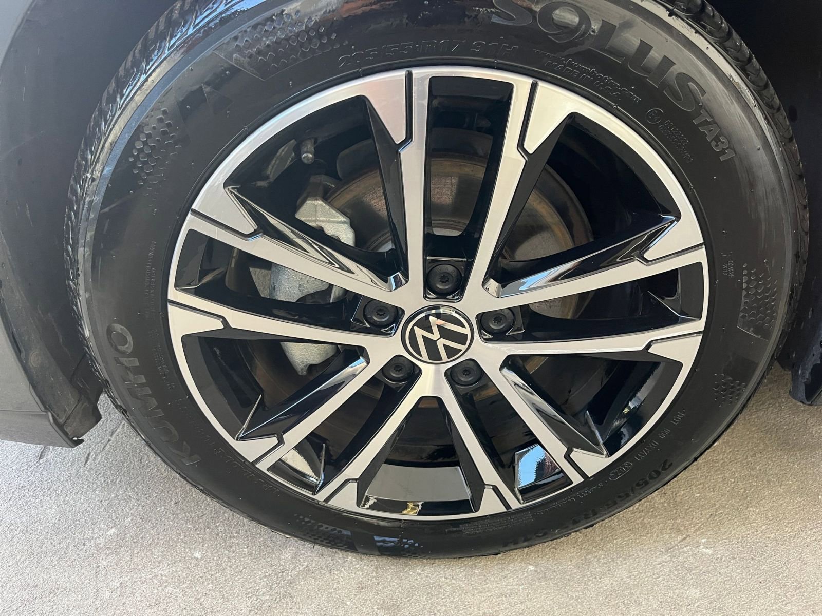 Thumbnail: 2025 Volkswagen Jetta - 30