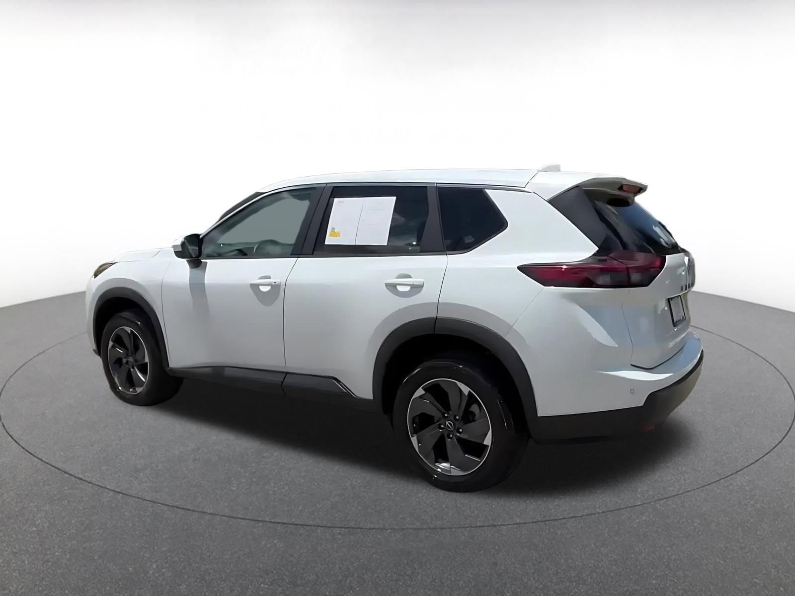 Thumbnail: 2025 Nissan Rogue - 10