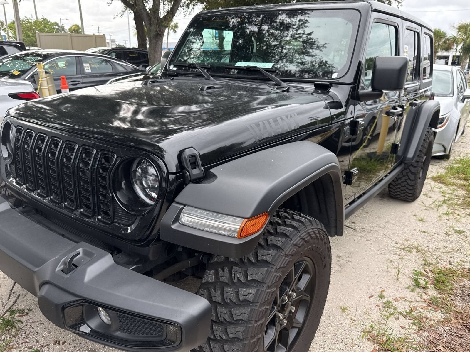 Thumbnail: 2025 Jeep Wrangler - 3