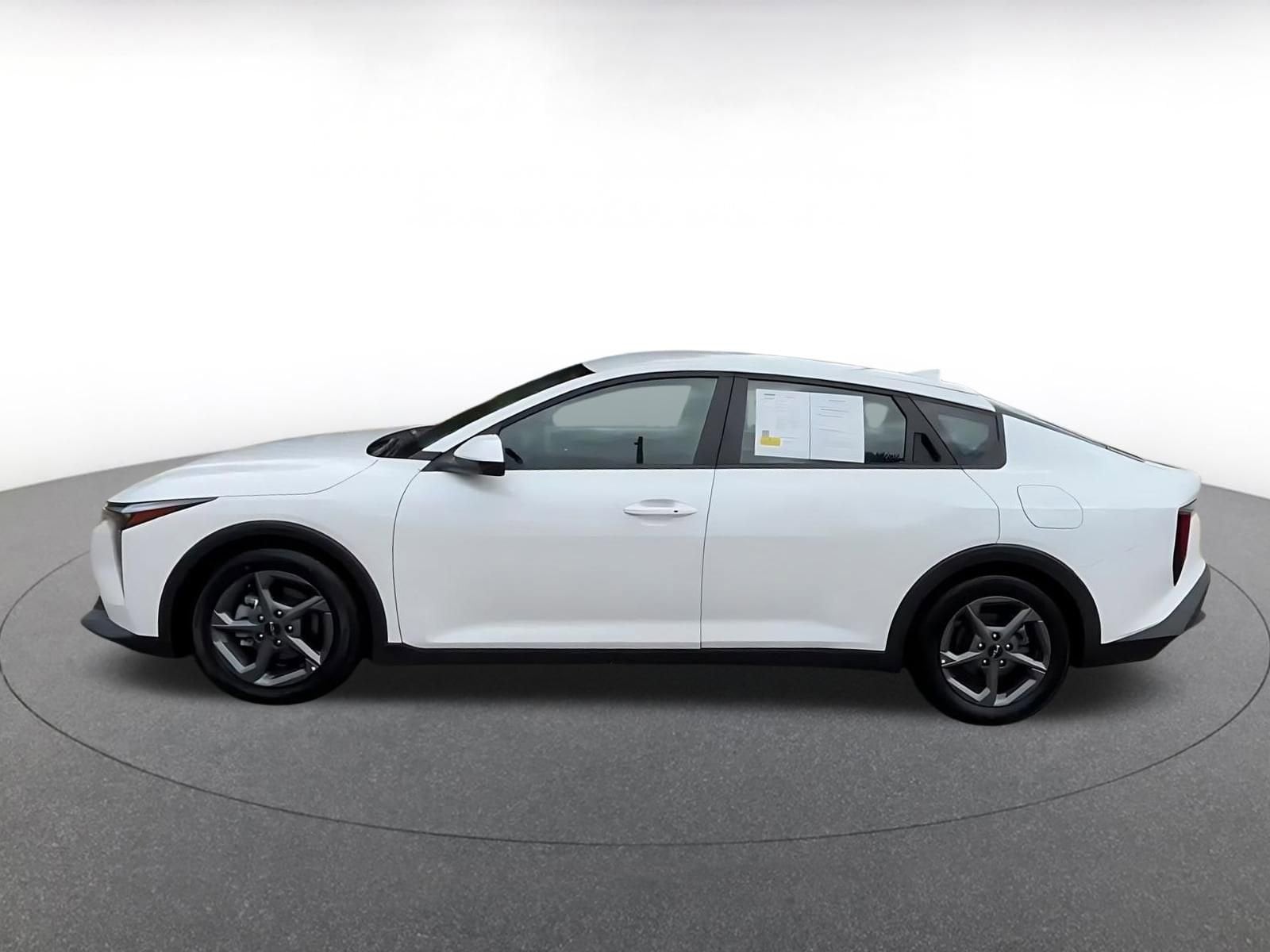 Thumbnail: 2025 Kia K4 - 9