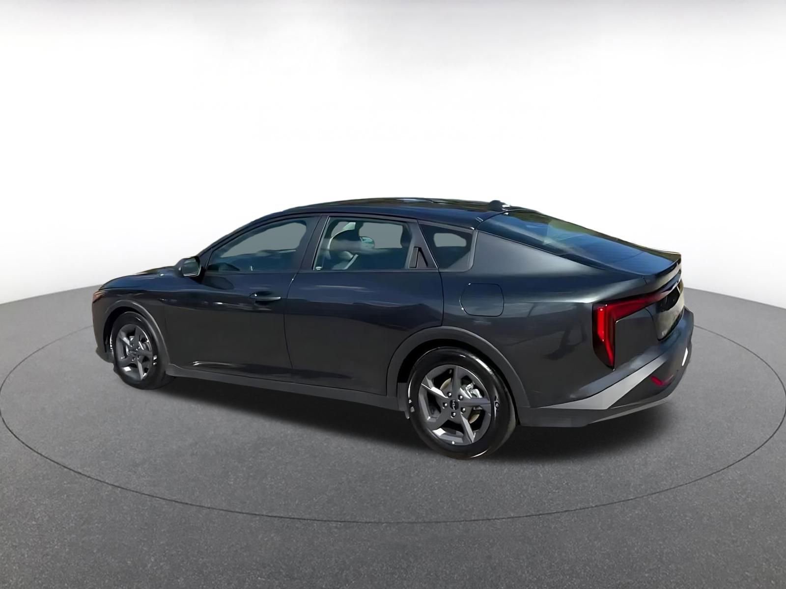 Thumbnail: 2025 Kia K4 - 10