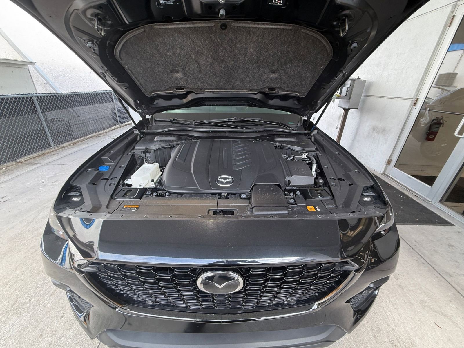 Thumbnail: 2025 Mazda CX-70 - 34