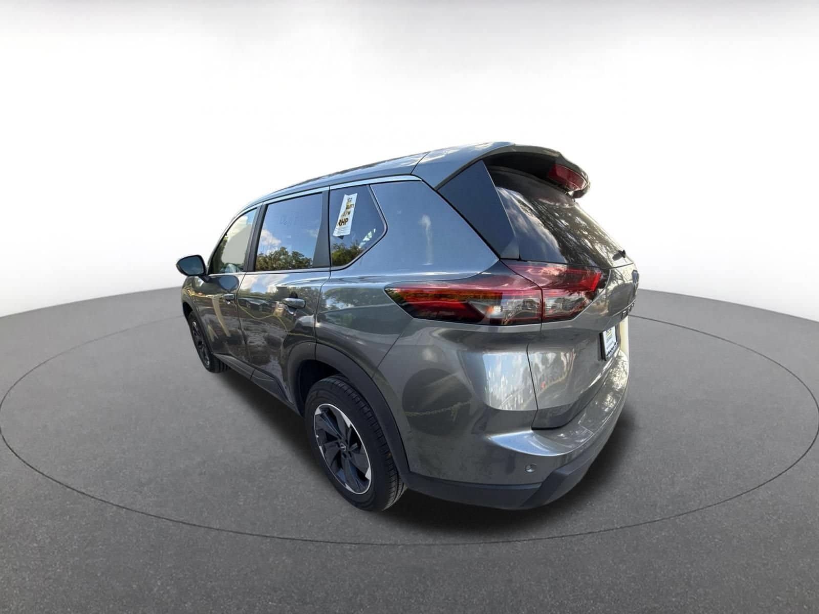 Thumbnail: 2025 Nissan Rogue - 4