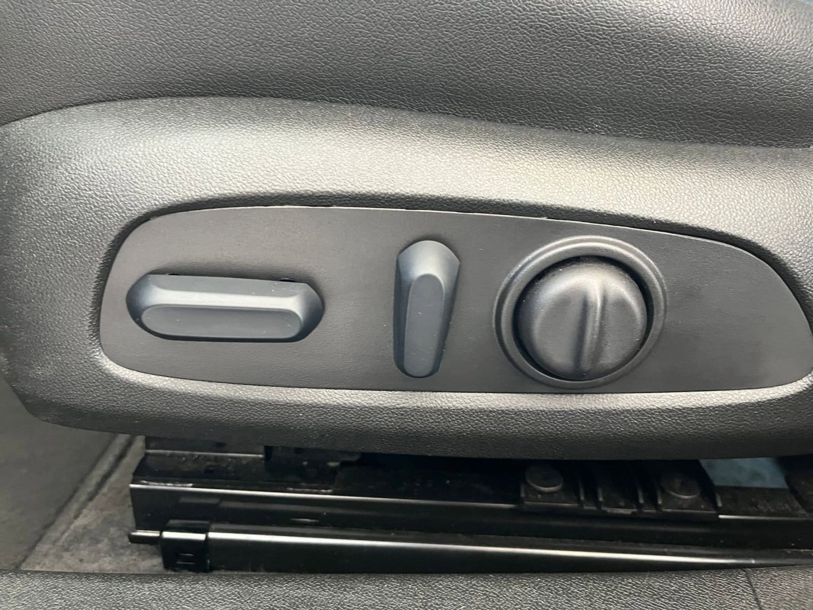 Thumbnail: 2024 Chevrolet Malibu - 23