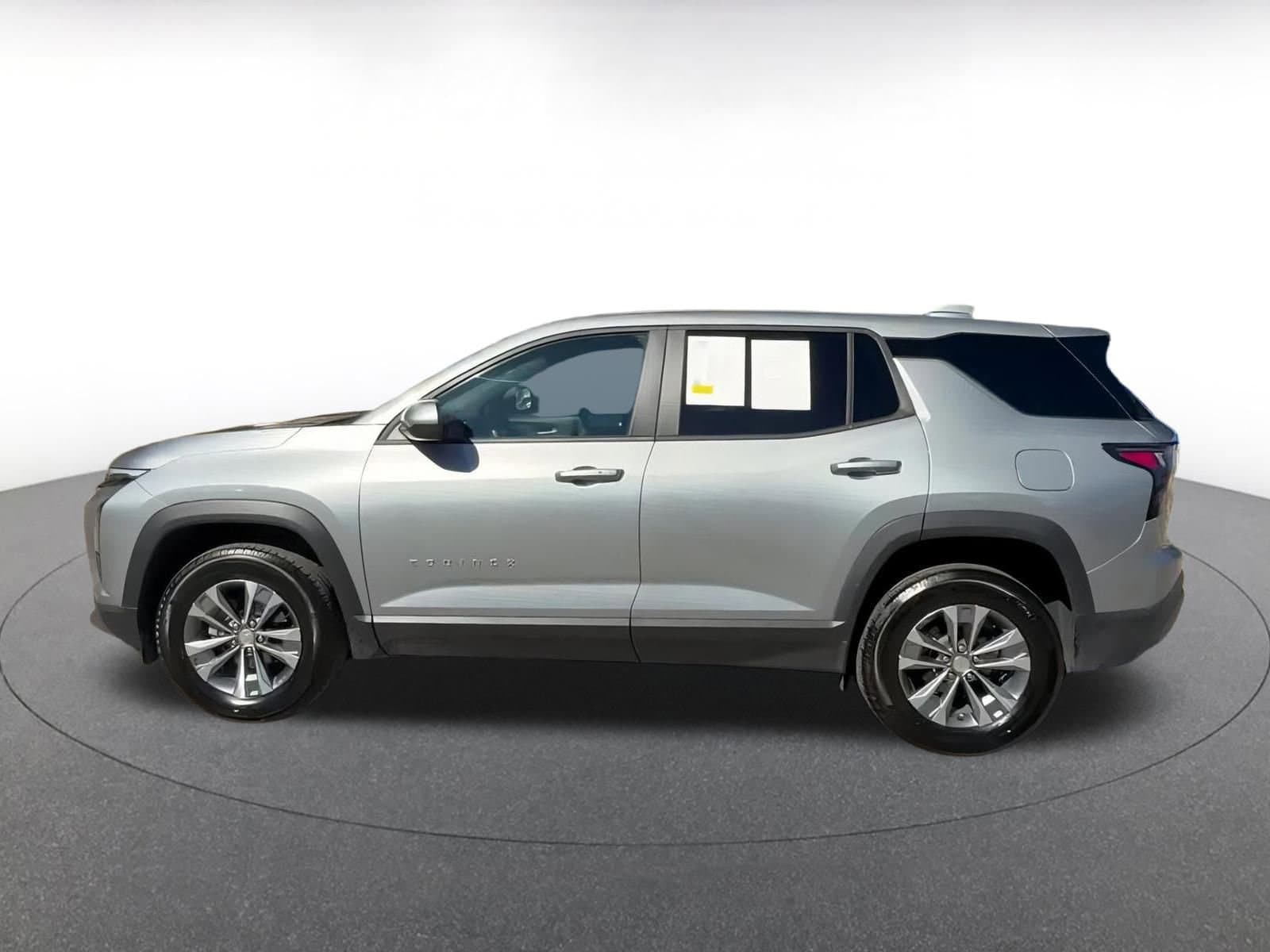 Thumbnail: 2025 Chevrolet Equinox - 9