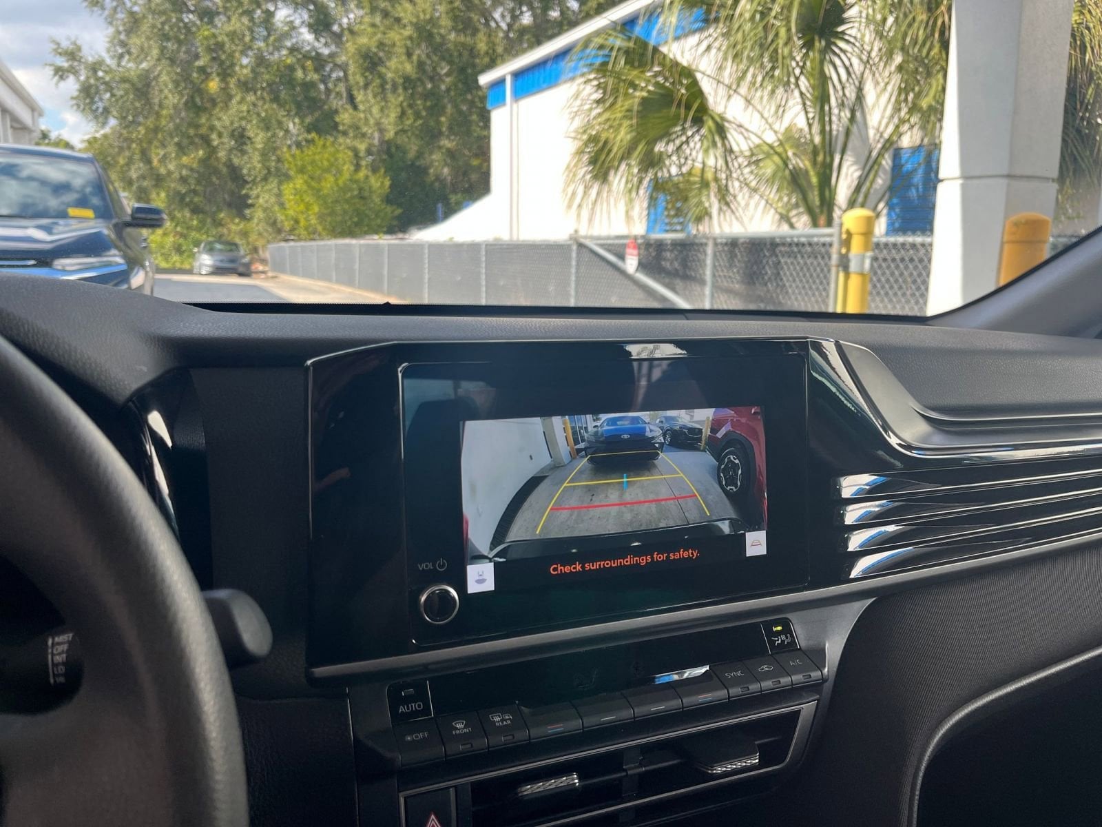 Thumbnail: 2025 Toyota Camry - 17