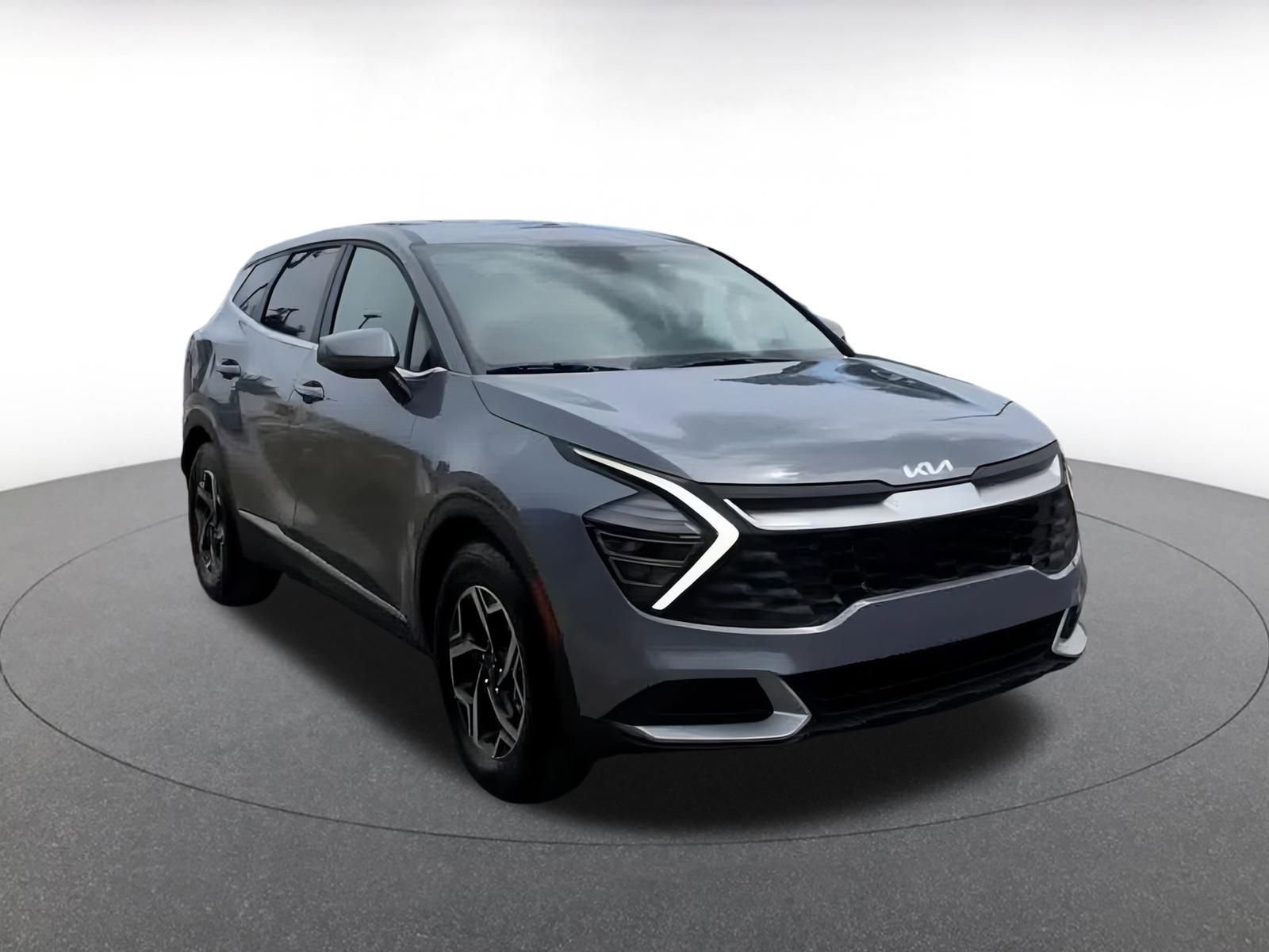 Thumbnail: 2025 Kia Sportage - 3