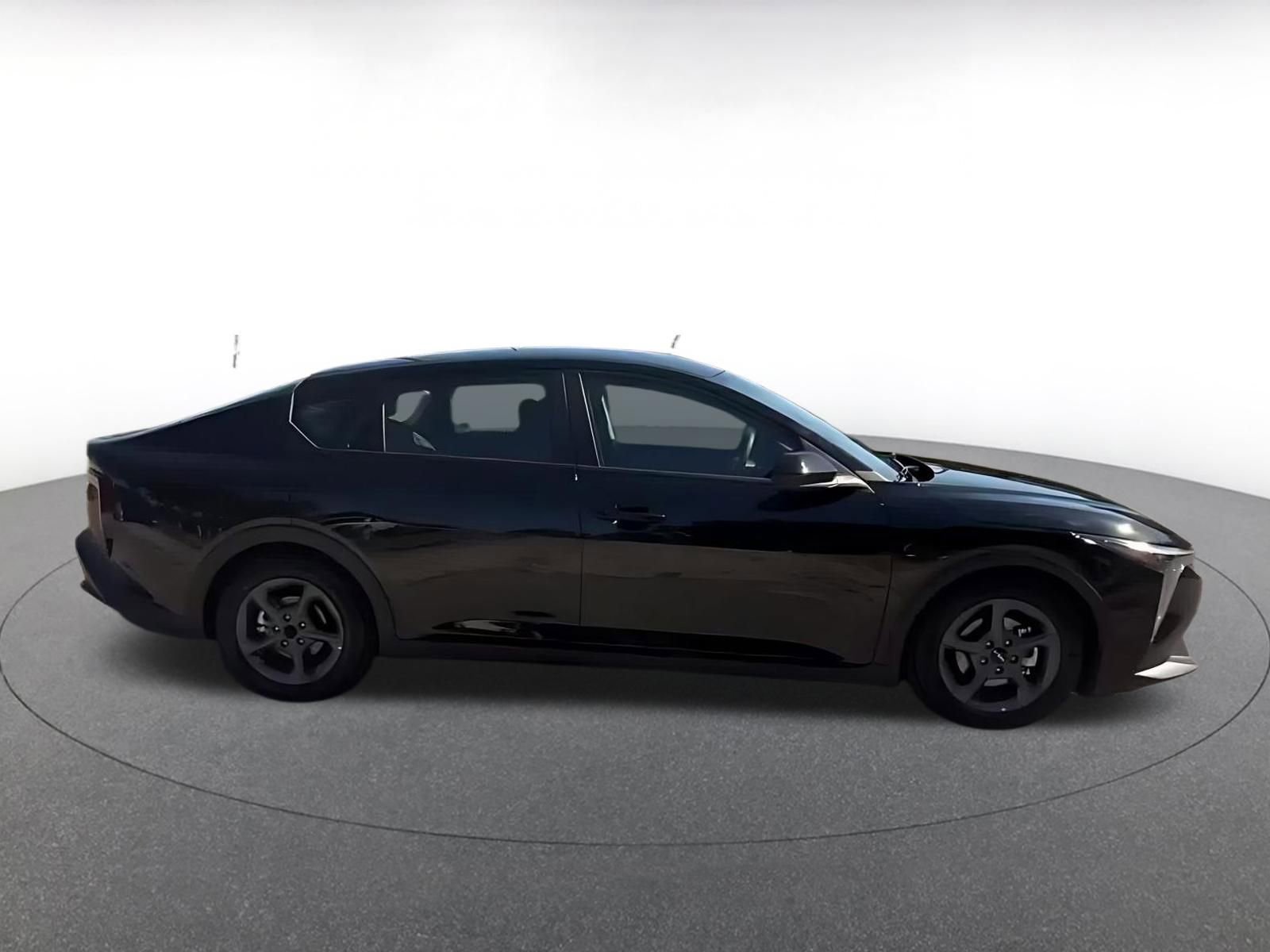 Thumbnail: 2025 Kia K4 - 15