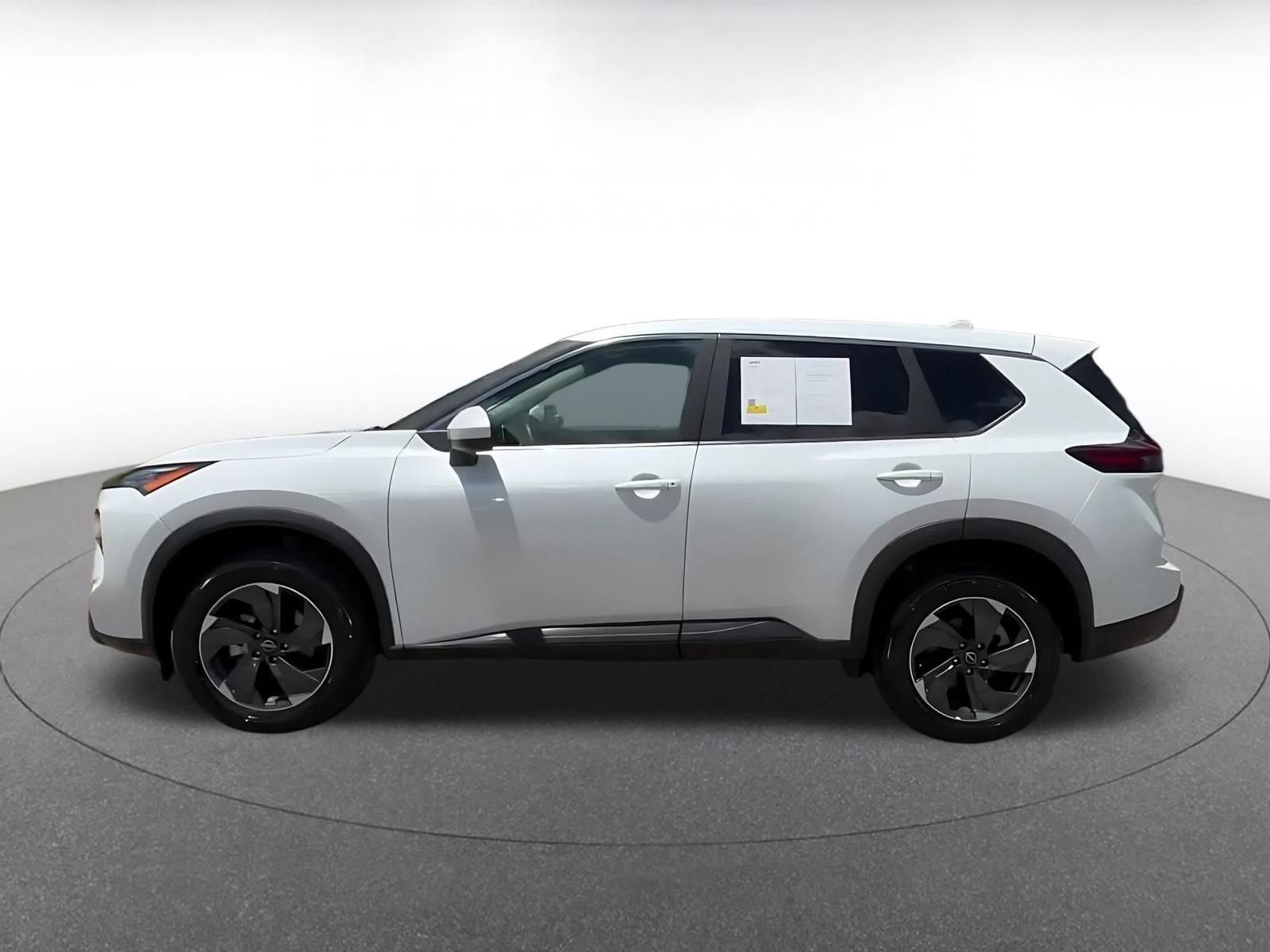 Thumbnail: 2025 Nissan Rogue - 9