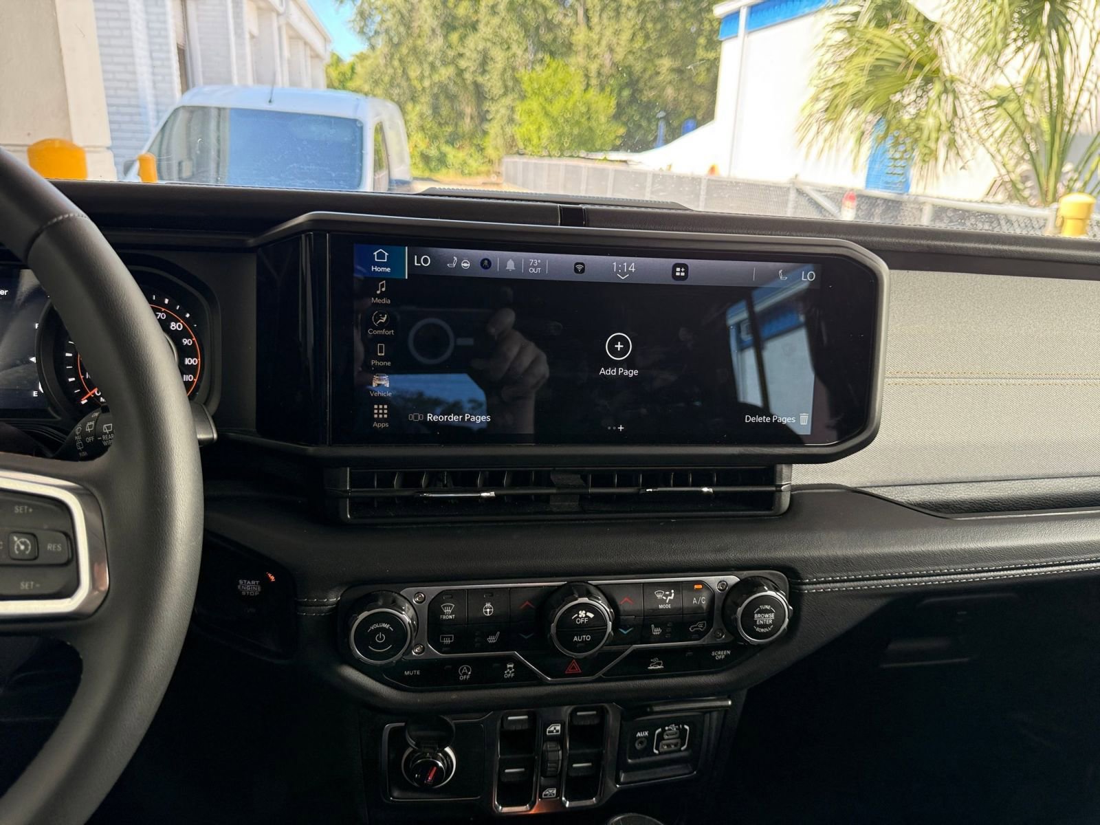 Thumbnail: 2025 Jeep Wrangler - 18