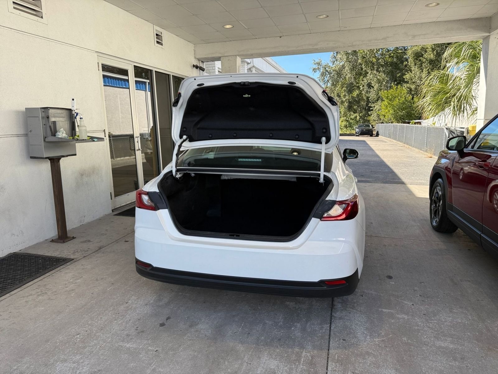 Thumbnail: 2025 Toyota Camry - 31