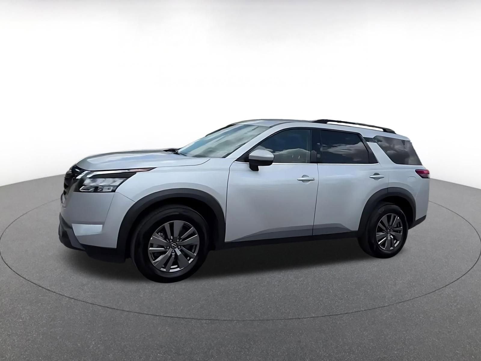 Thumbnail: 2025 Nissan Pathfinder - 8