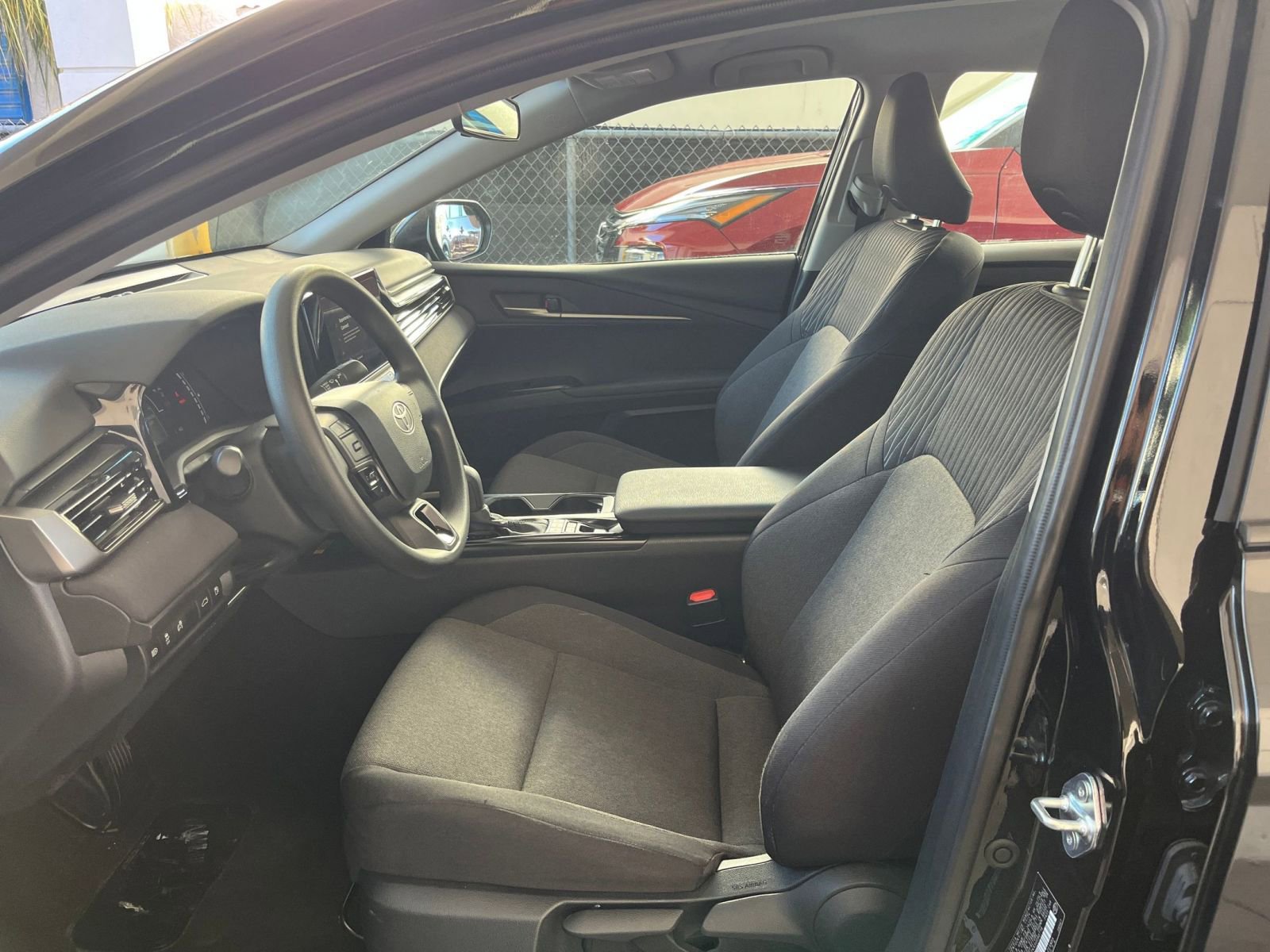 Thumbnail: 2025 Toyota Camry - 27