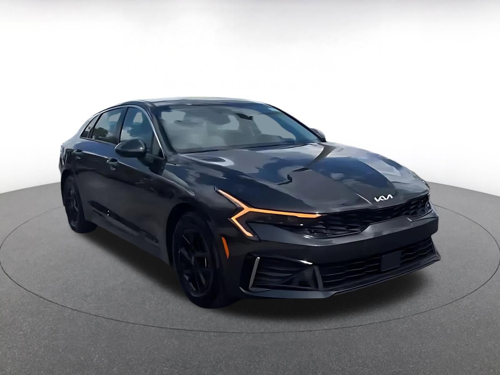 Thumbnail: 2025 Kia K5 - 3