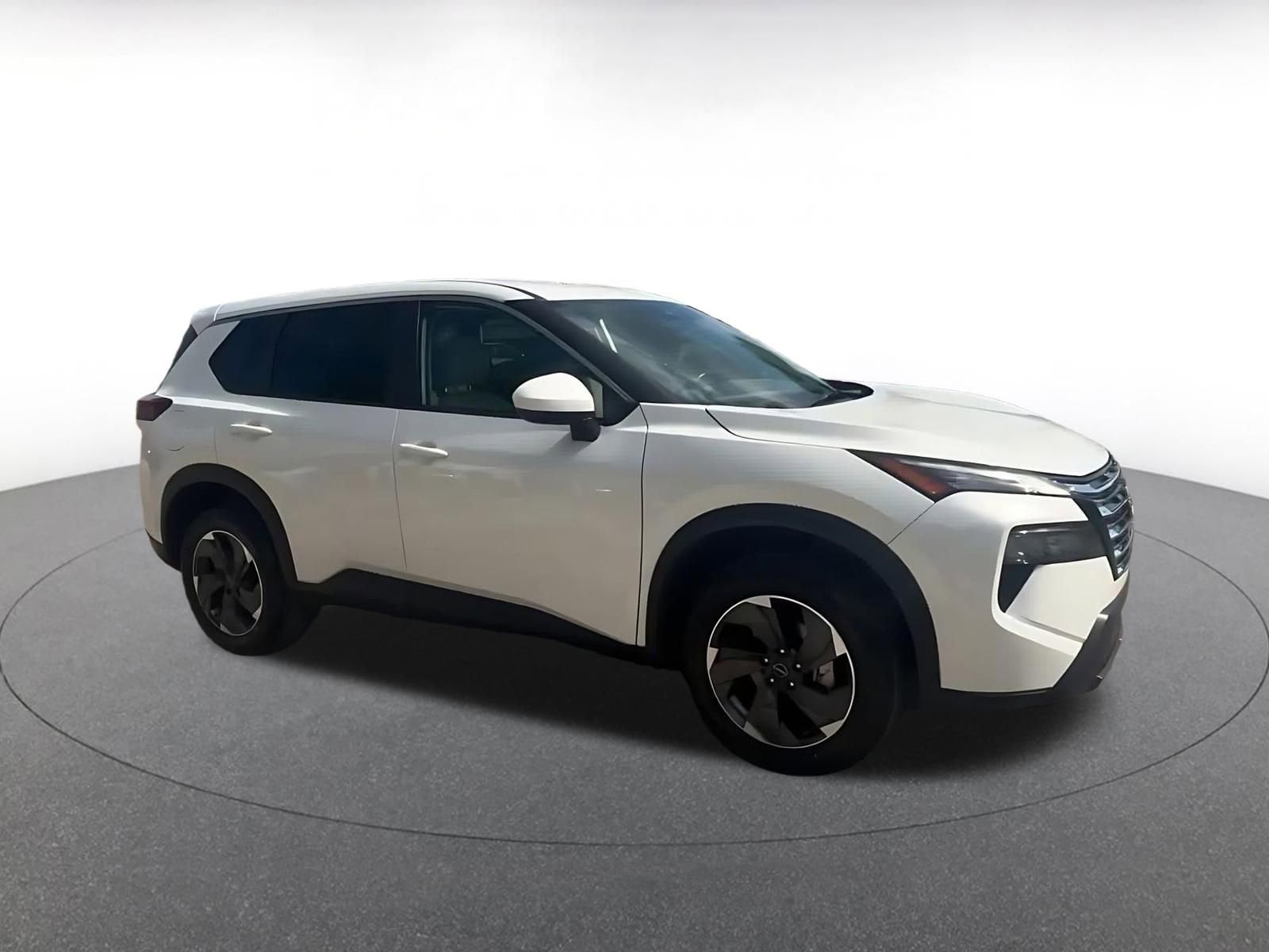Thumbnail: 2025 Nissan Rogue - 2