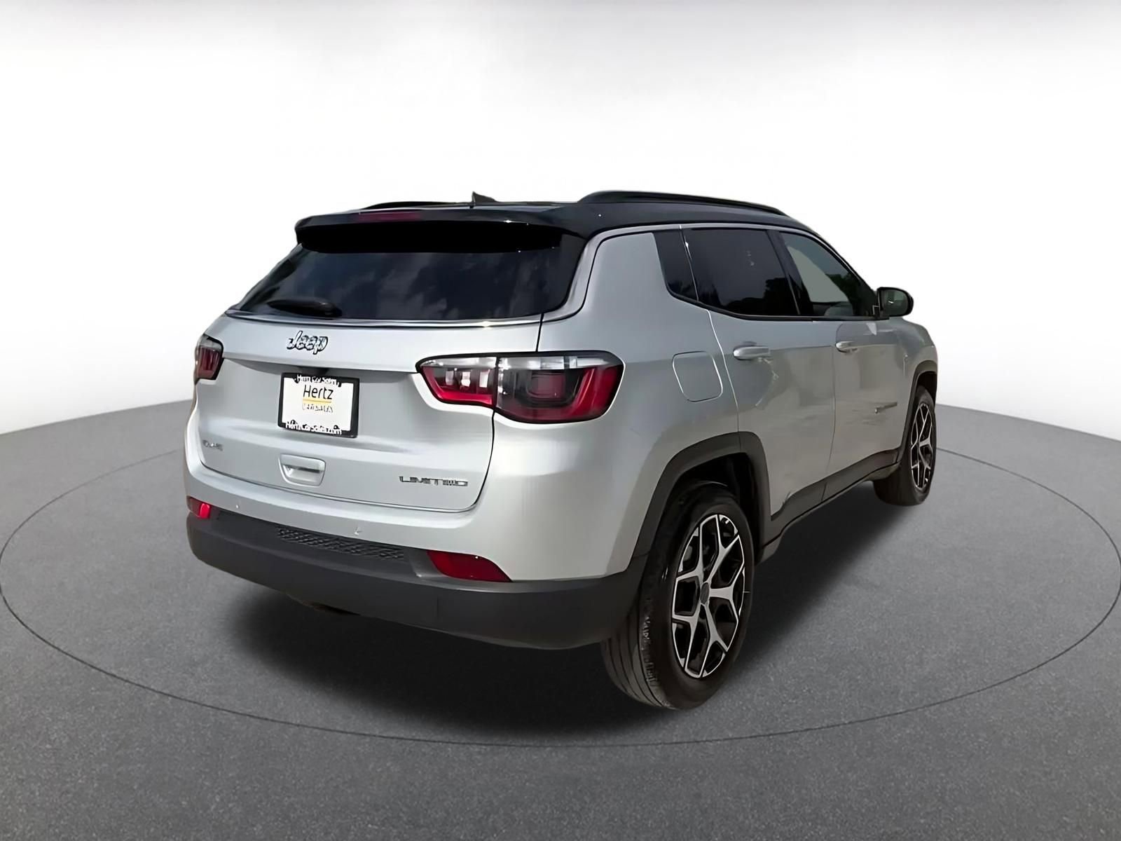 Thumbnail: 2025 Jeep Compass - 15
